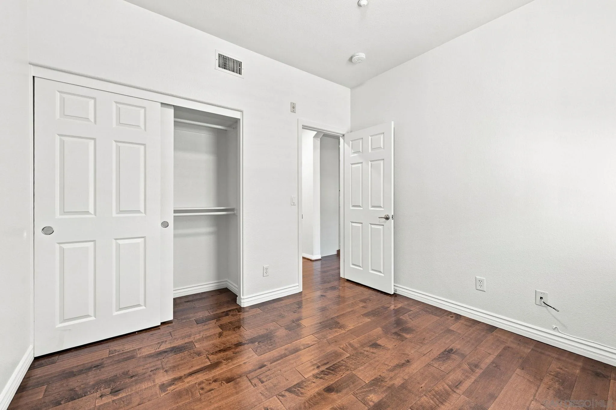 Photo #14: 260020617 Listing: Photo #14