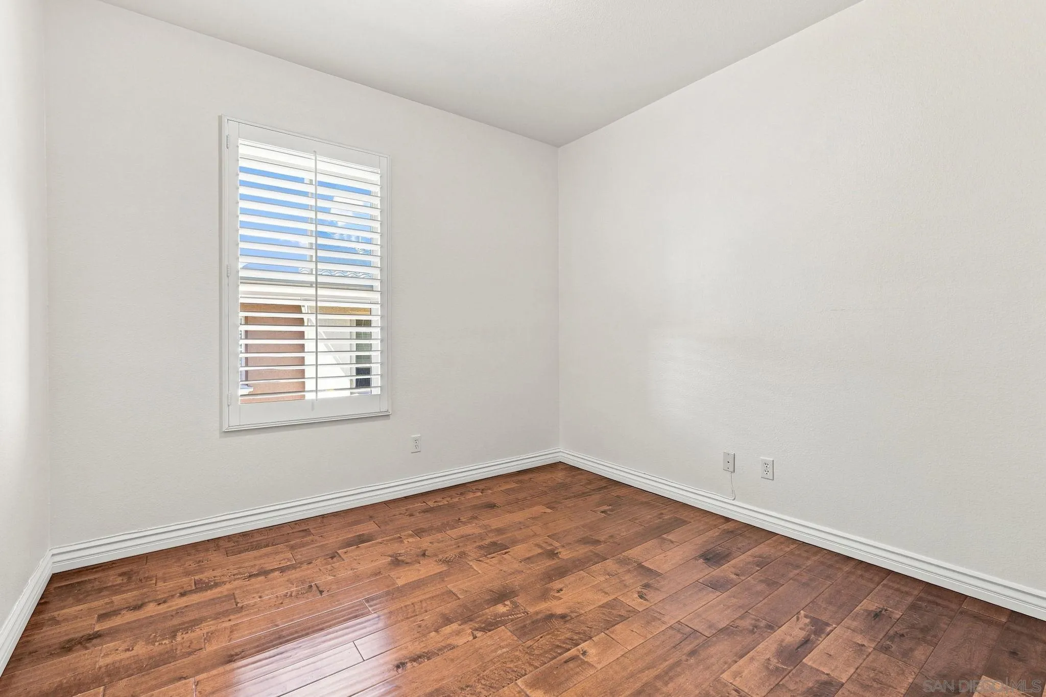 Photo #15: 260020617 Listing: Photo #15