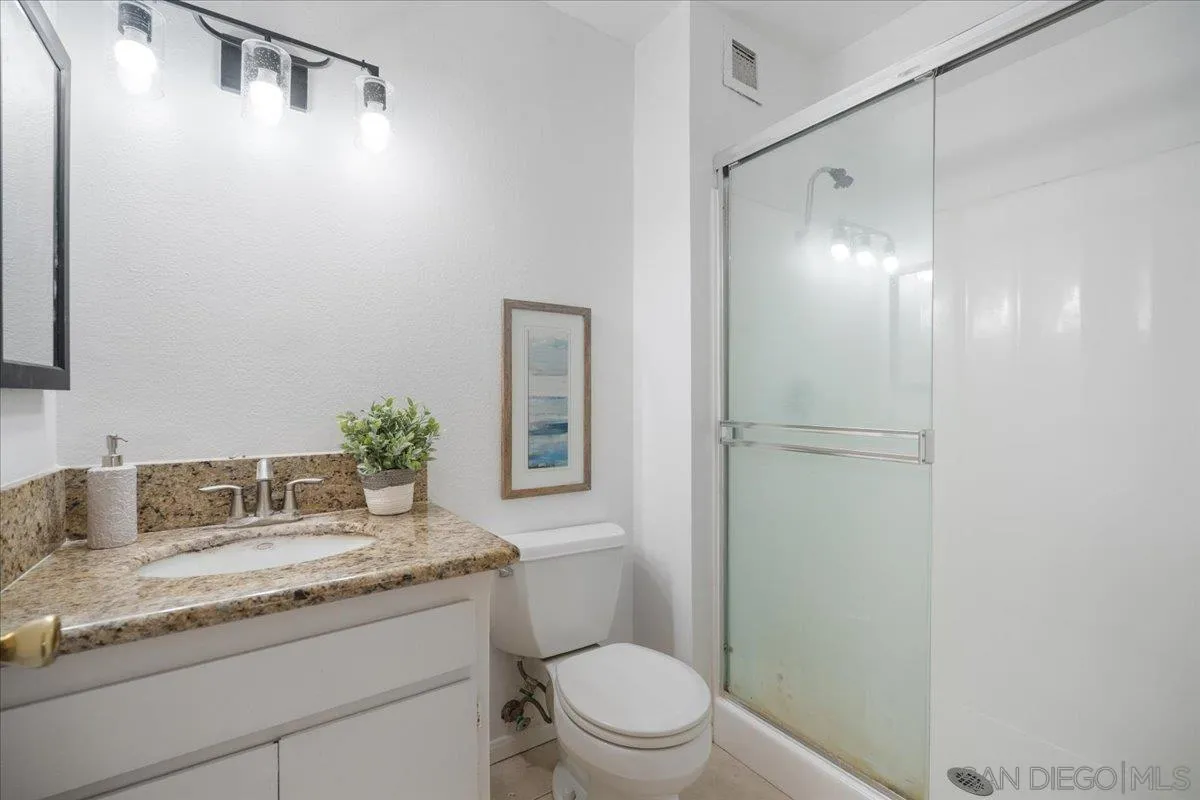 https://cdn.realtyfeed.com/cdn/127/260020620/8cade78f2027c915f8fe4a7eaf41b97f.webp