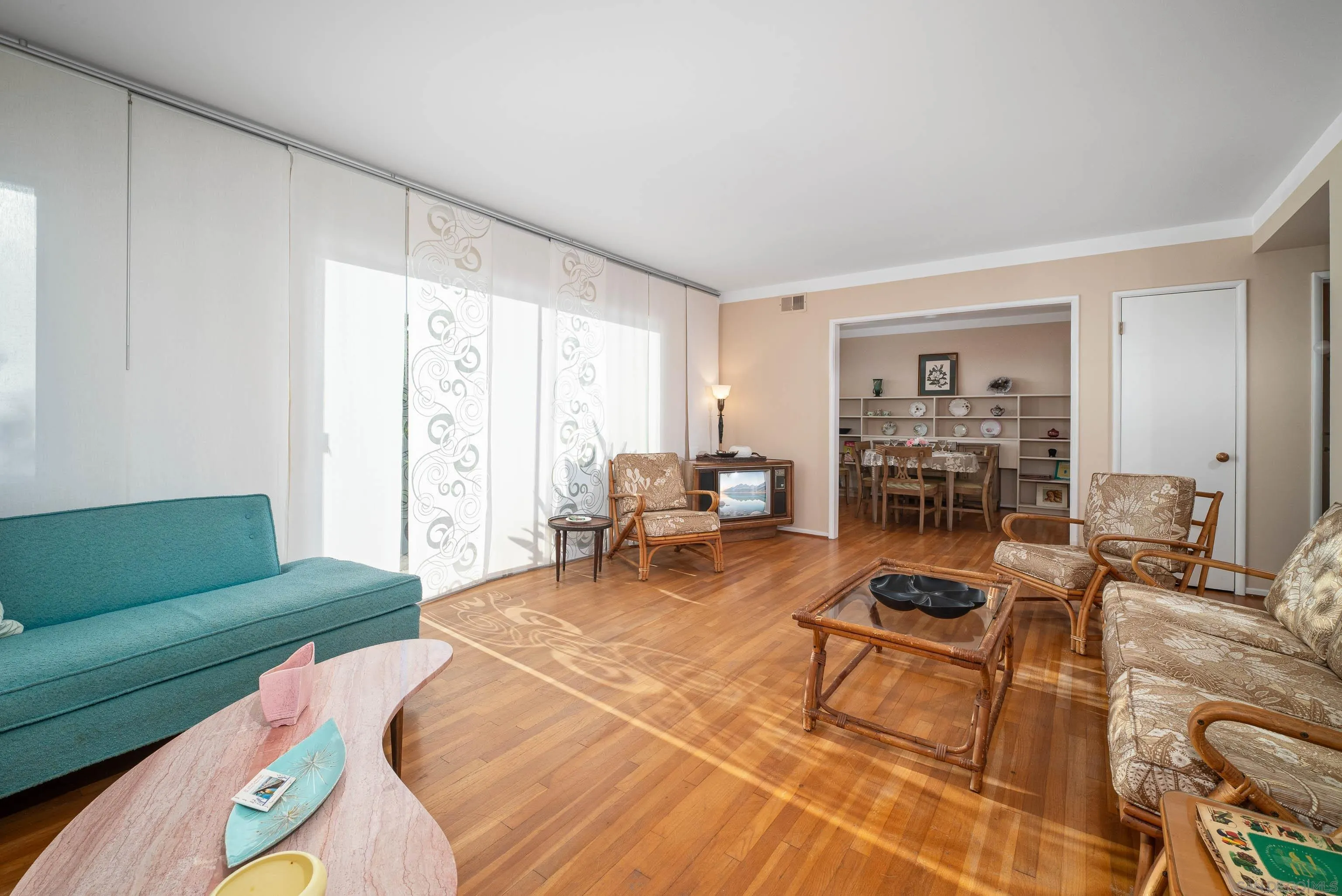 https://cdn.realtyfeed.com/cdn/127/260020621/13f5068b00c4e4a1a3b769793e72b826.webp