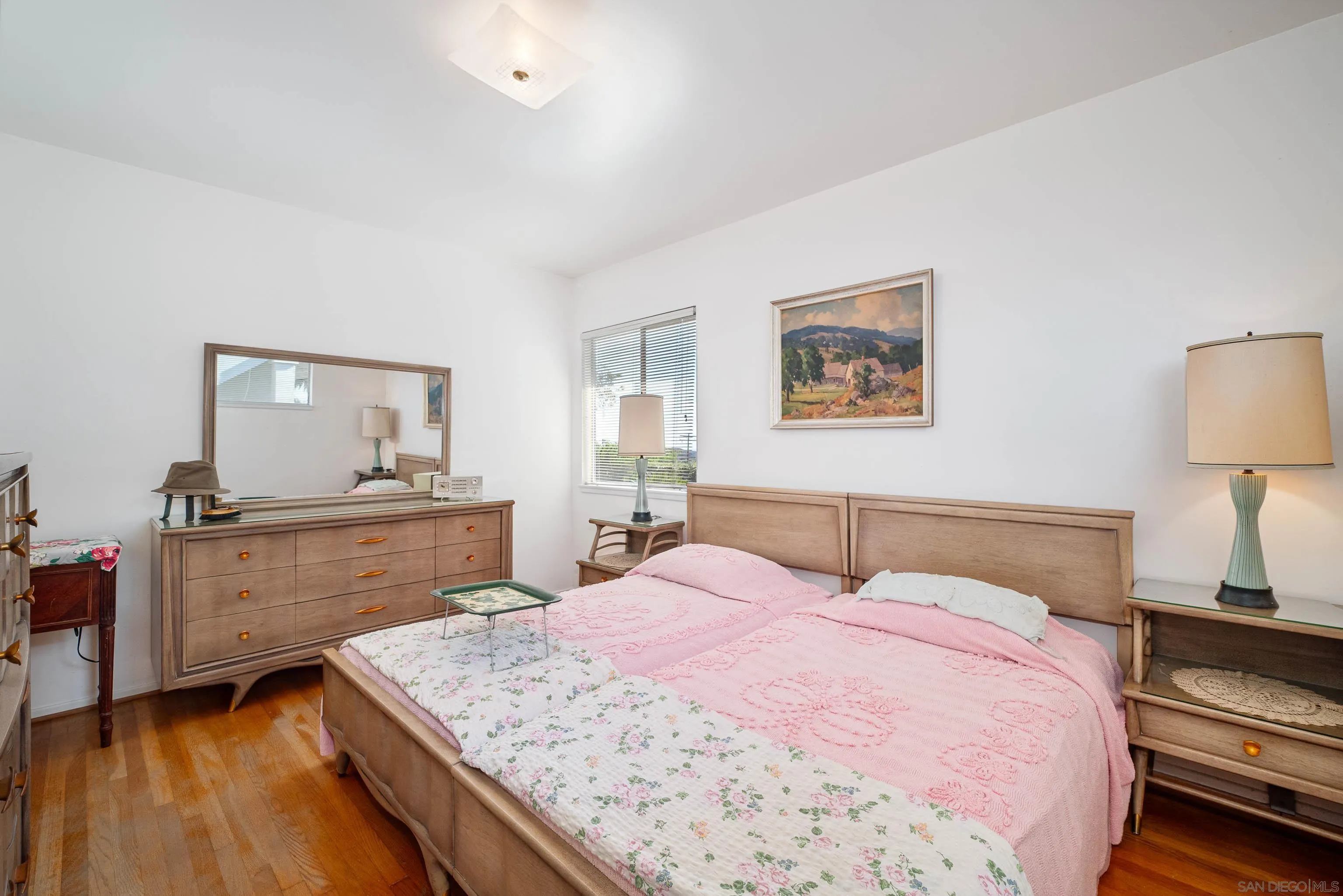 https://cdn.realtyfeed.com/cdn/127/260020621/47d0f80f5aa4360337ccba660aca7ff3.webp
