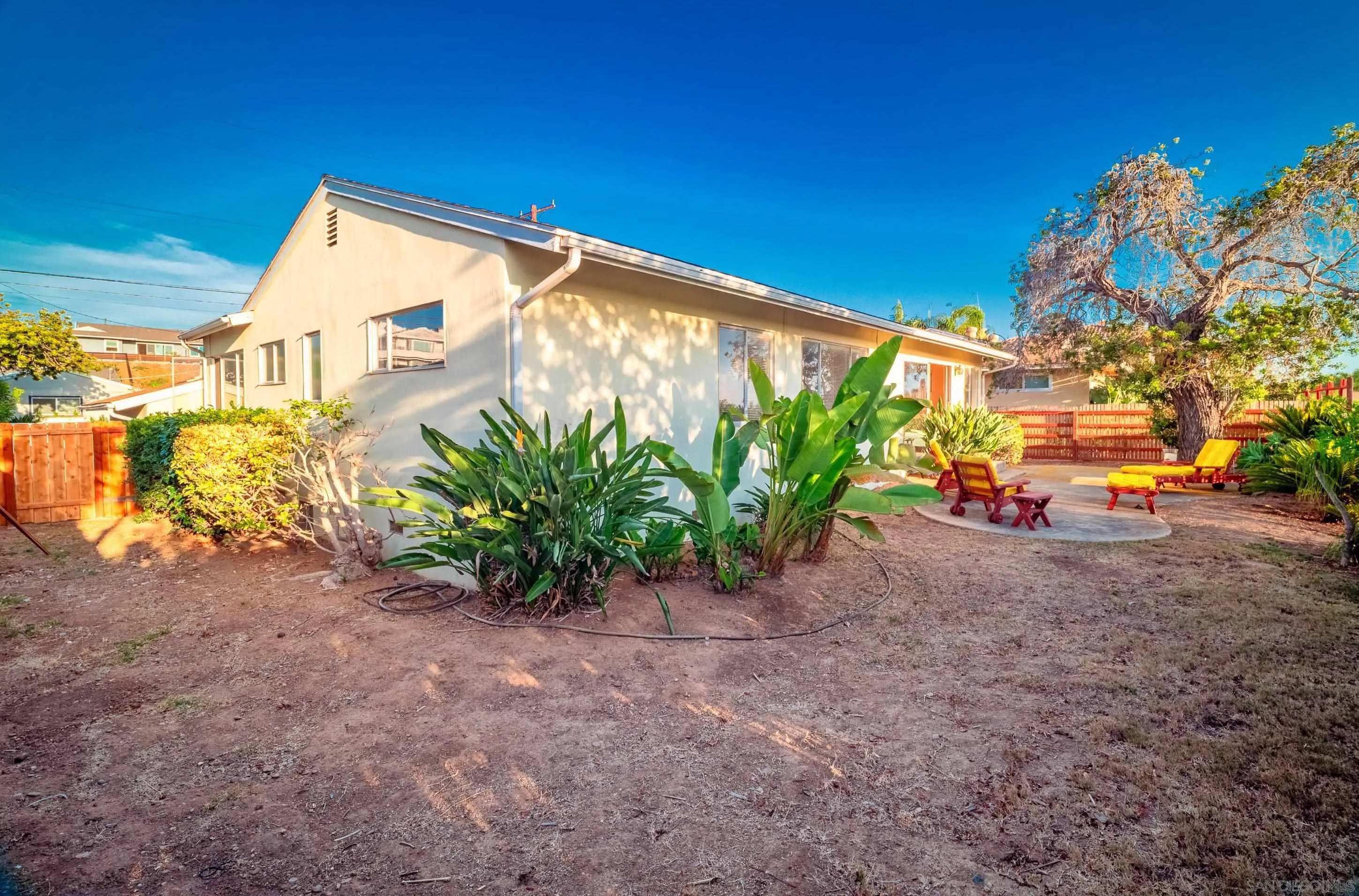https://cdn.realtyfeed.com/cdn/127/260020621/bb51b78ce808bd401d65e8fae6bc3587.webp