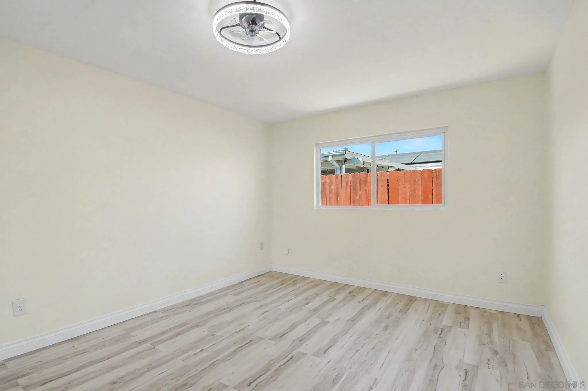 https://cdn.realtyfeed.com/cdn/127/260020633/5e9a63a24595f06ce03227d2cf1effbf.webp