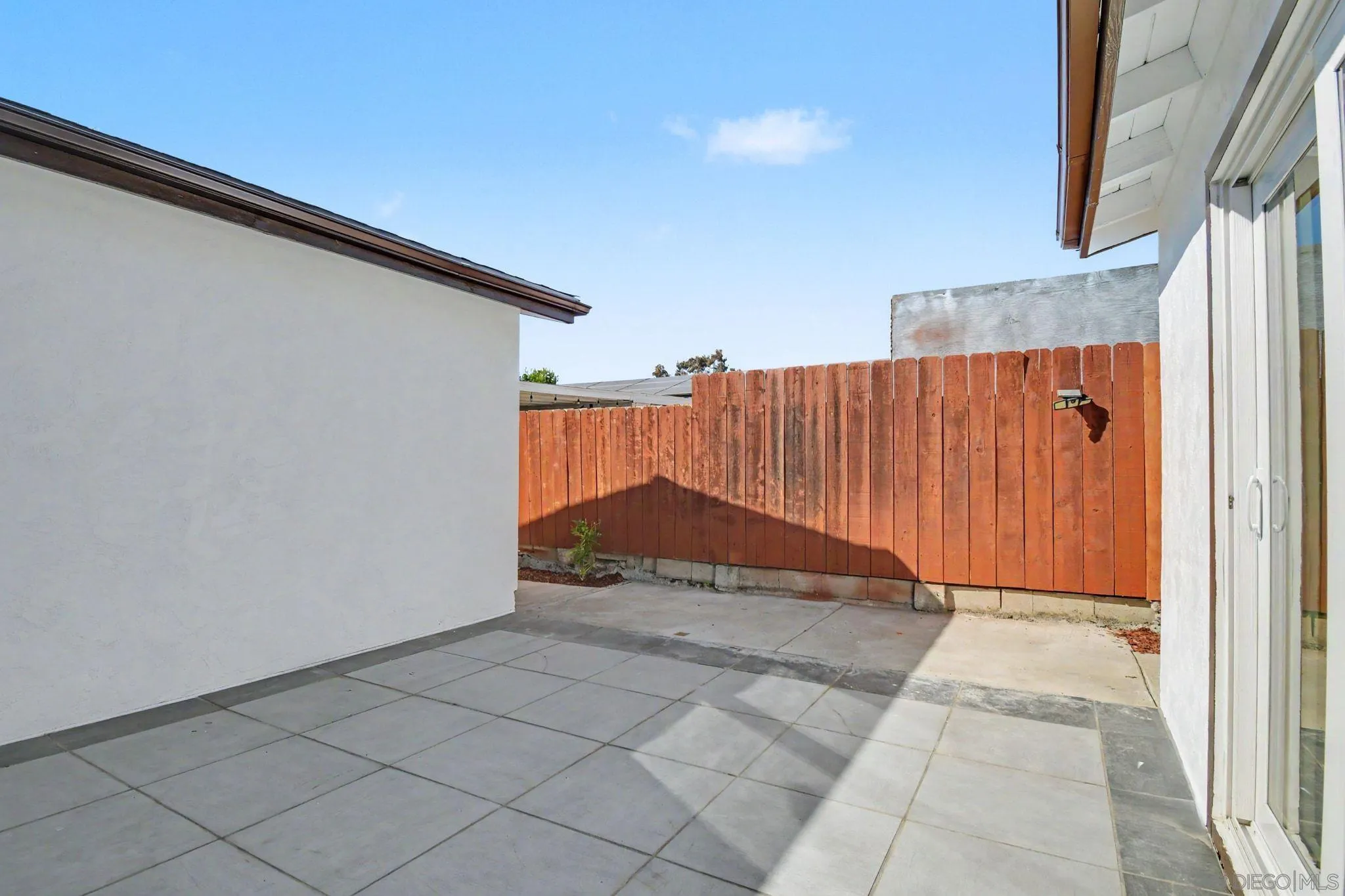 https://cdn.realtyfeed.com/cdn/127/260020633/80abe408e1cc4ea78c50839fb863f1a2.webp