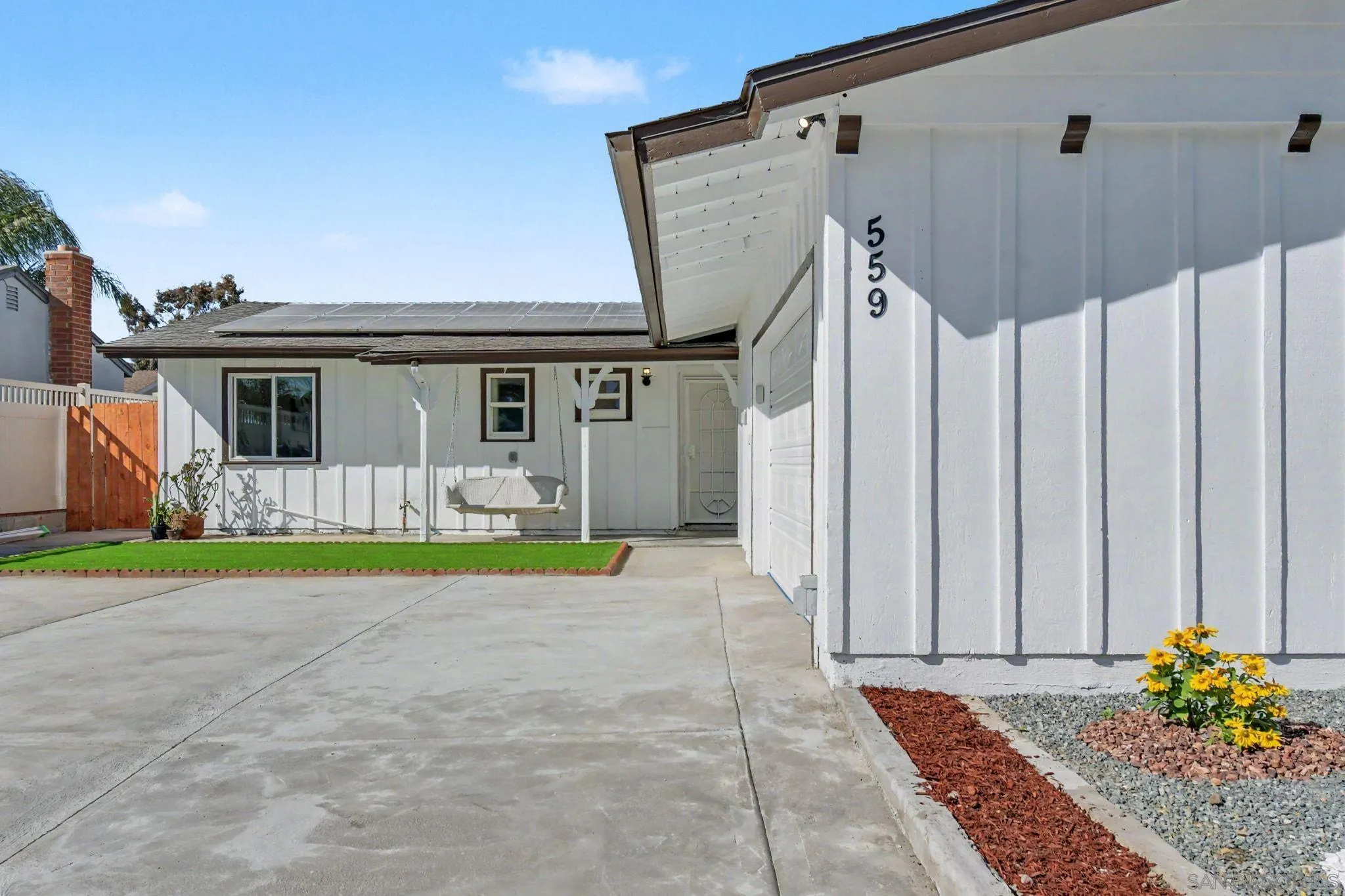 559 Glencrest Dr, San Diego, CA 92139 - Photo 3 of 35, San Diego, CA