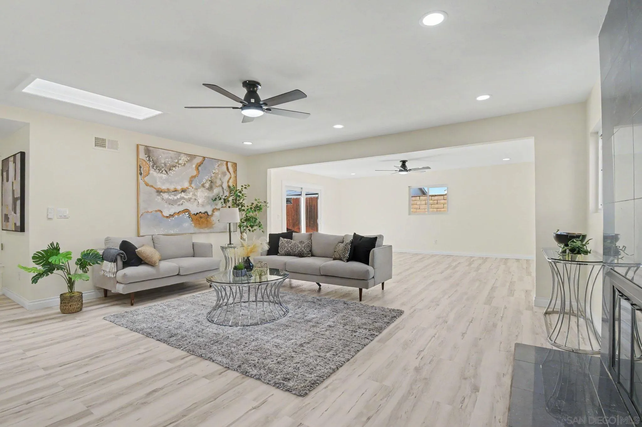 https://cdn.realtyfeed.com/cdn/127/260020633/ac29fe23a8483378cff17fa098569d7e.webp
