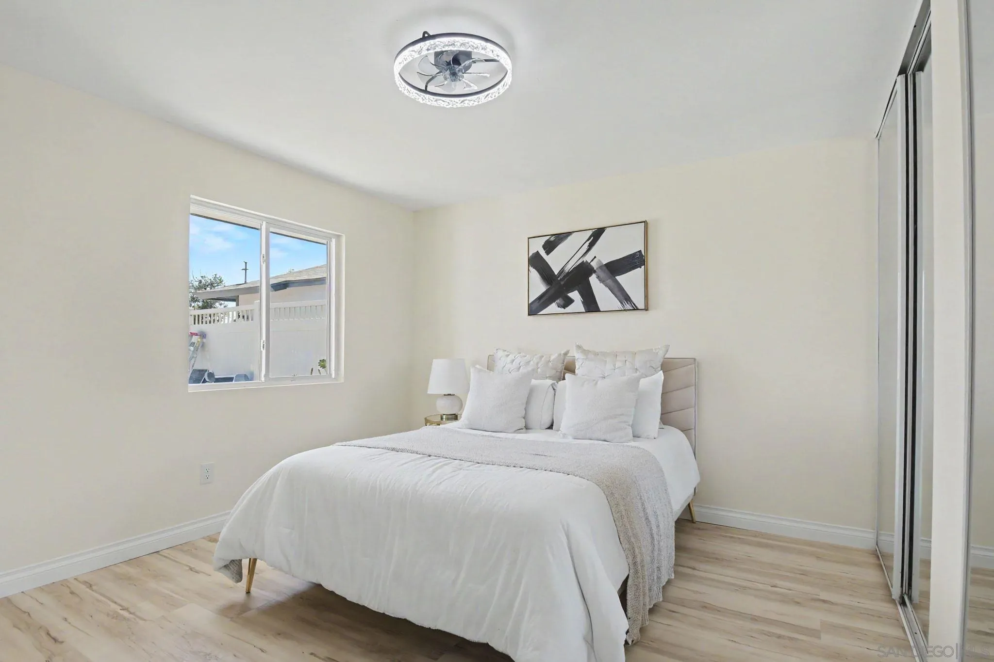 https://cdn.realtyfeed.com/cdn/127/260020633/b6c5f3ee272f14a82a99db1c3d77946c.webp