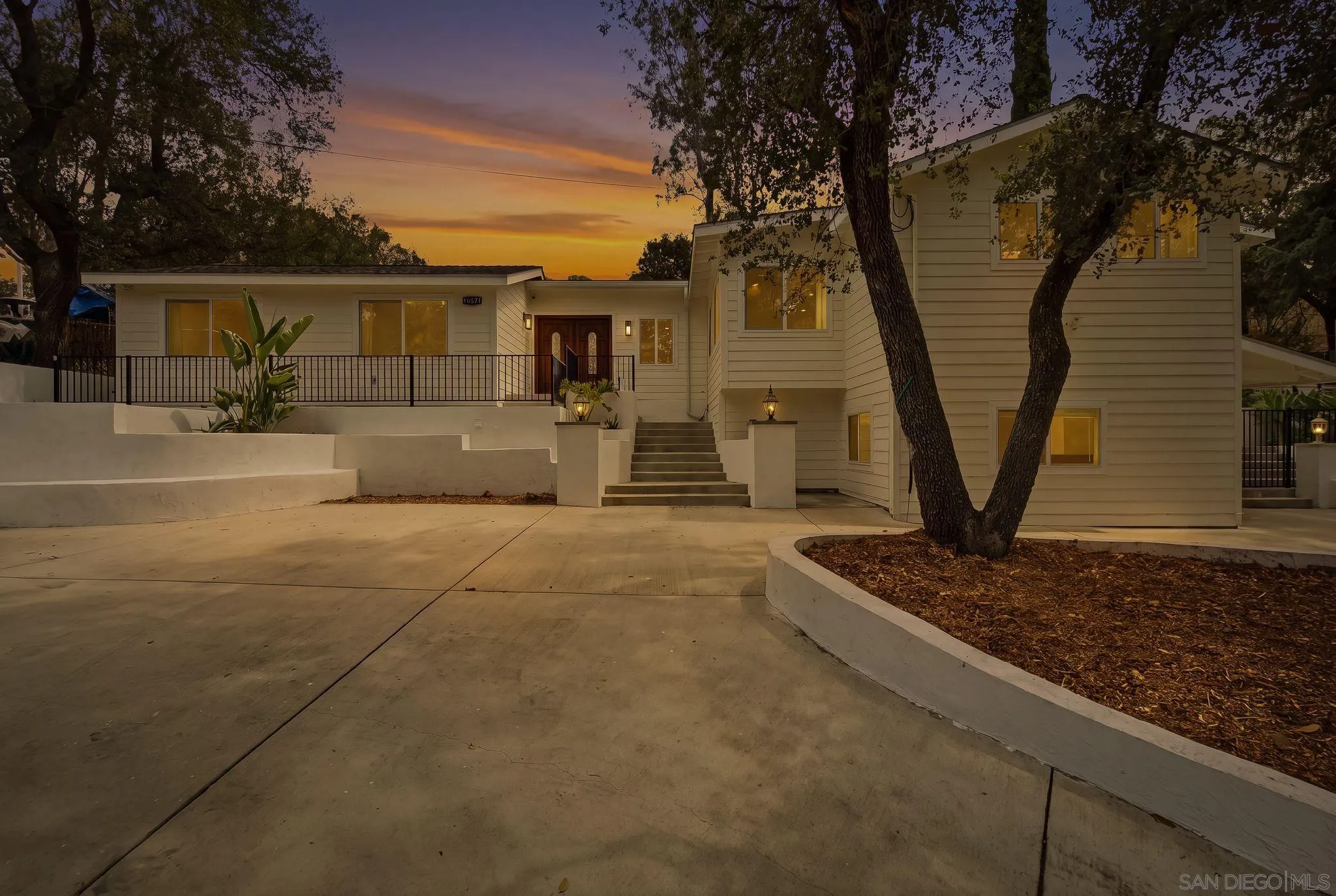 10243 Canyon, Escondido, CA 92026 - Photo 3 of 30, Escondido, CA