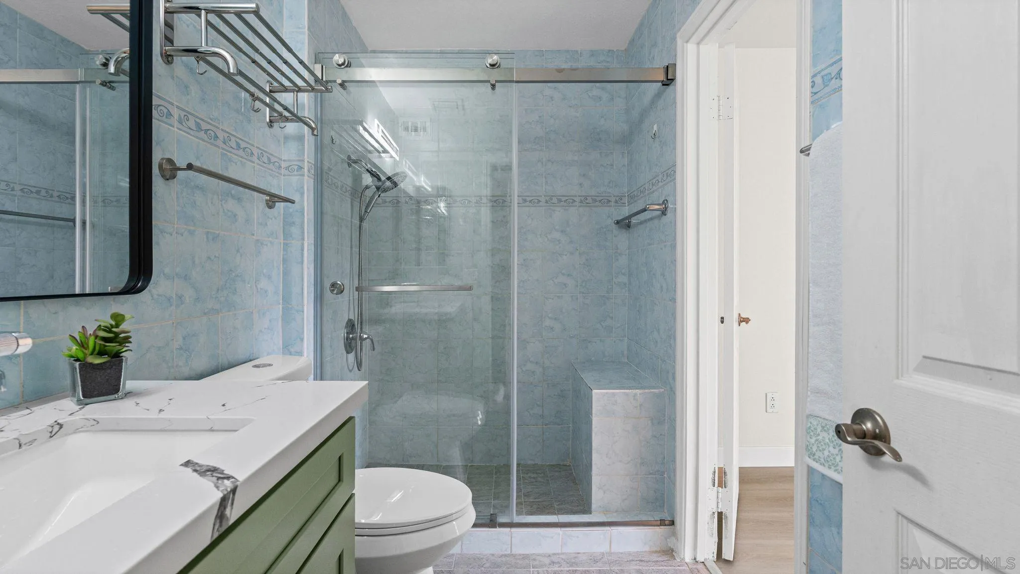 https://cdn.realtyfeed.com/cdn/127/260020636/a9125a89e1f4af2ca10a6b2509d252a7.webp