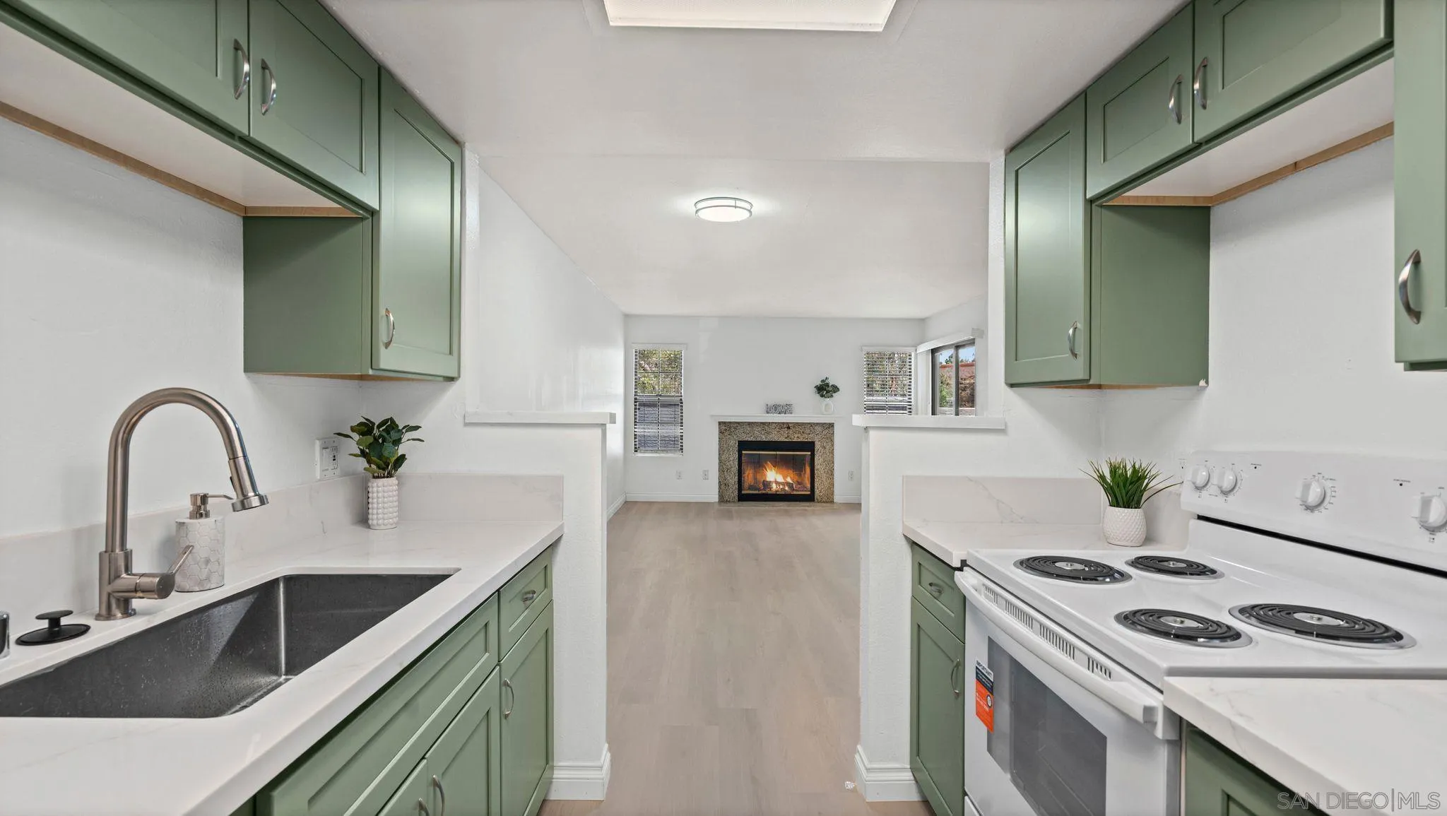 https://cdn.realtyfeed.com/cdn/127/260020636/f9a3d7031a07cbf55e948bf4a9ff767c.webp