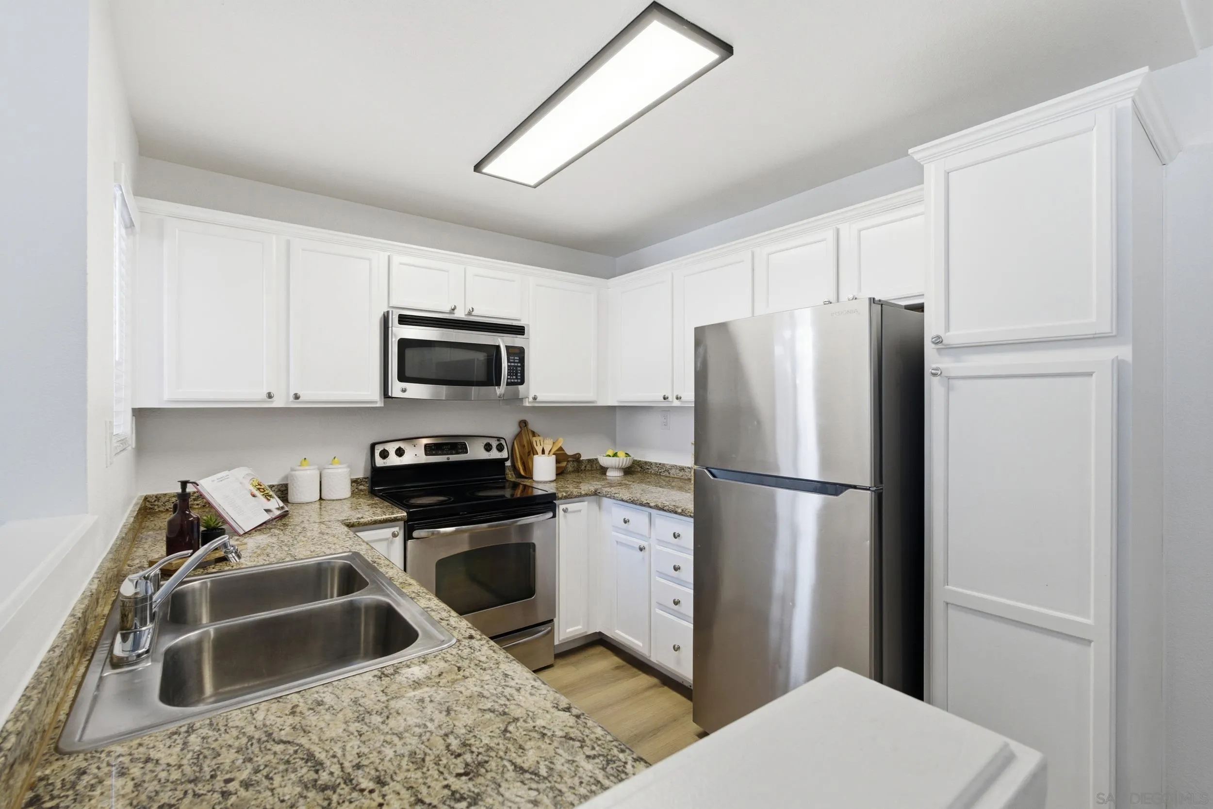 Photo #7: 260020639 Listing: Photo #7
