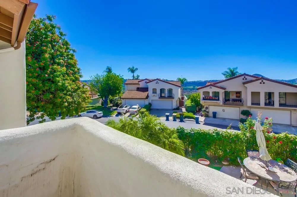 https://cdn.realtyfeed.com/cdn/127/260020640/08f1f21fe2c8f917d81d3ac555e1d06c.webp