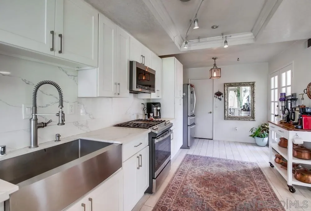 https://cdn.realtyfeed.com/cdn/127/260020640/1df7d247b381686d689222f9463de31b.webp
