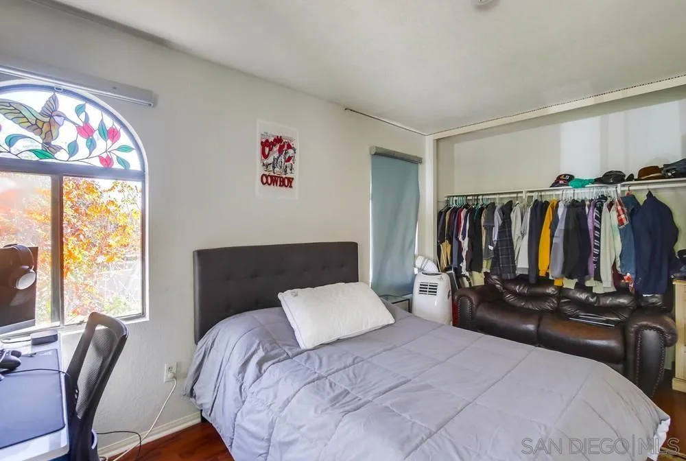 https://cdn.realtyfeed.com/cdn/127/260020640/5aaf010bd588ea370f0bcd6d2006ece4.webp