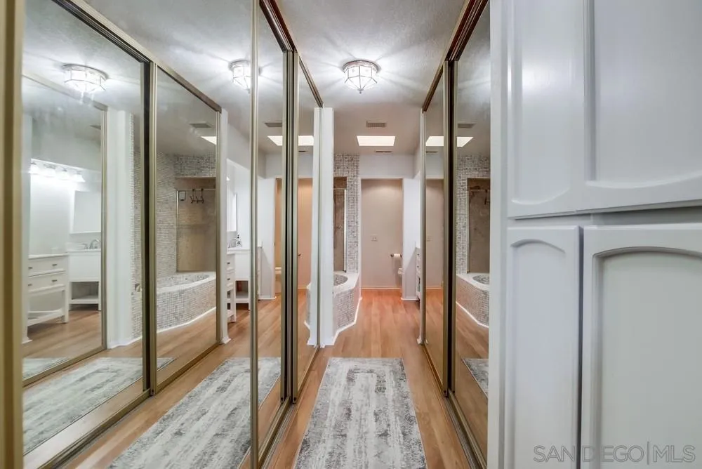https://cdn.realtyfeed.com/cdn/127/260020640/77c35c1b3d0c33e34a9d856c86a0156d.webp