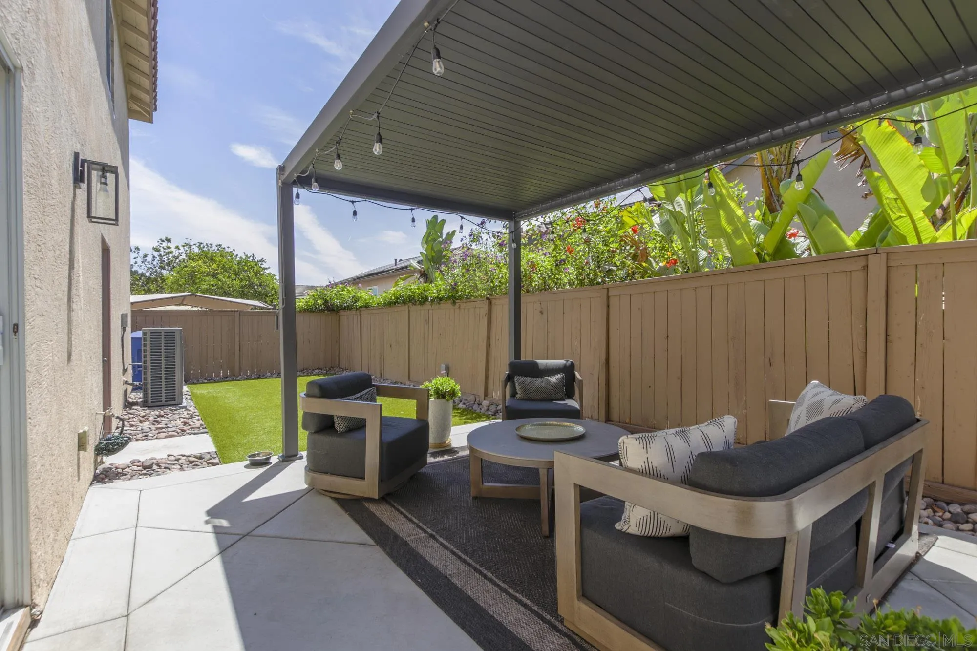https://cdn.realtyfeed.com/cdn/127/260020641/20a4681ad7a1a98d2f693aedf99c6022.webp