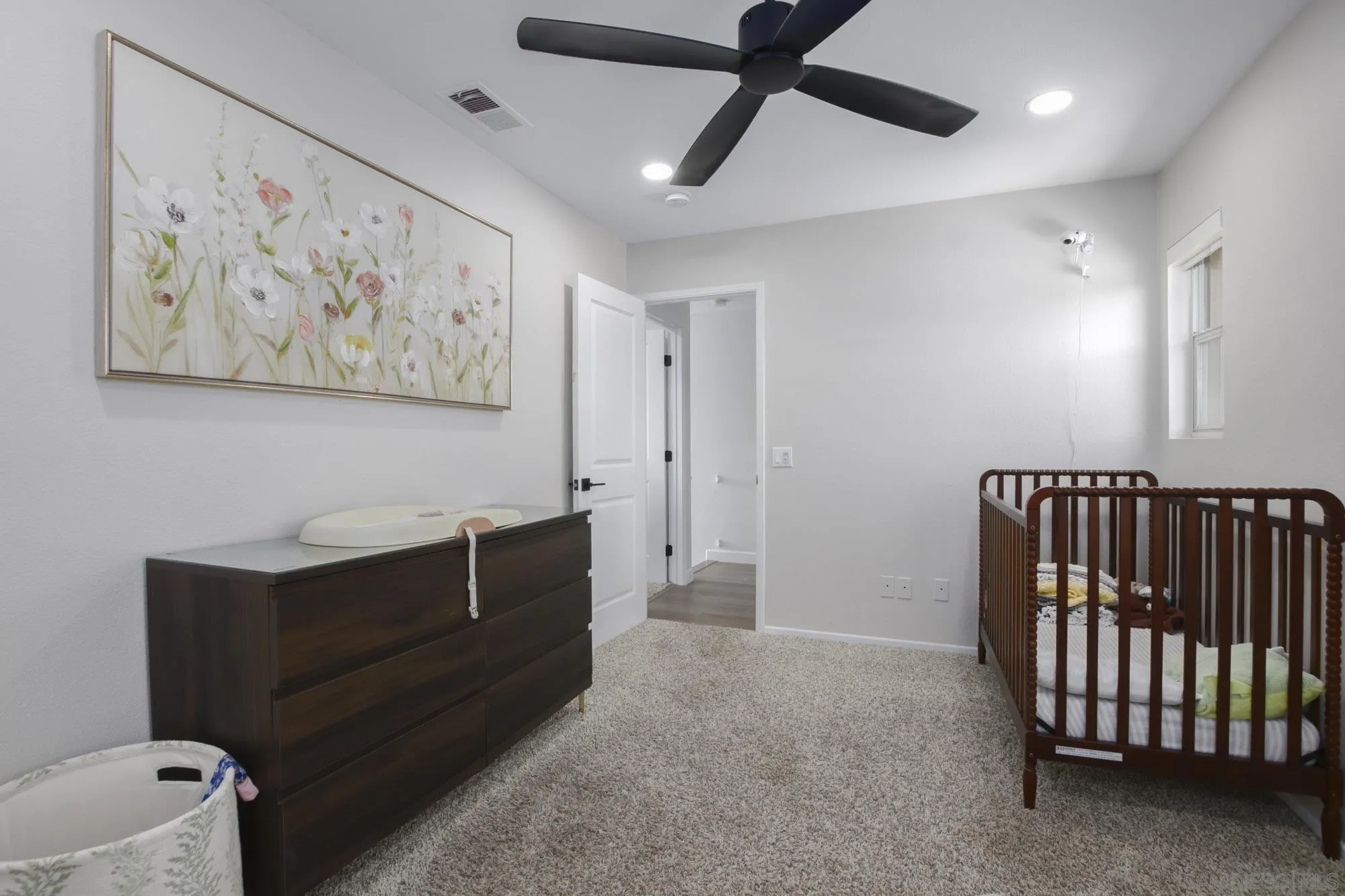 https://cdn.realtyfeed.com/cdn/127/260020641/3860ce2dbd881c70ec91d73b3a948351.webp