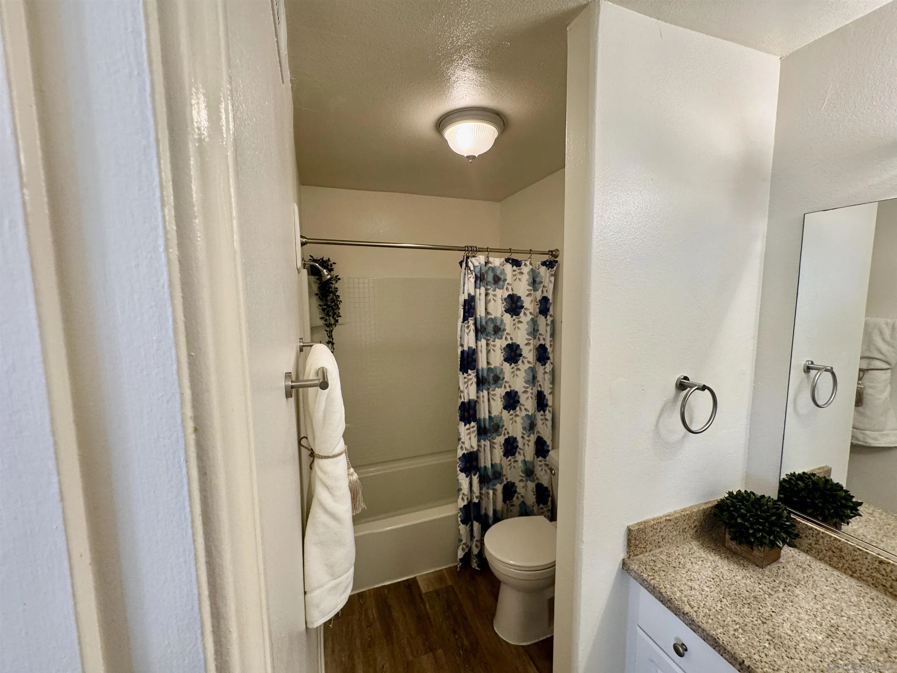 Photo #9: 260020646 Listing: Photo #9