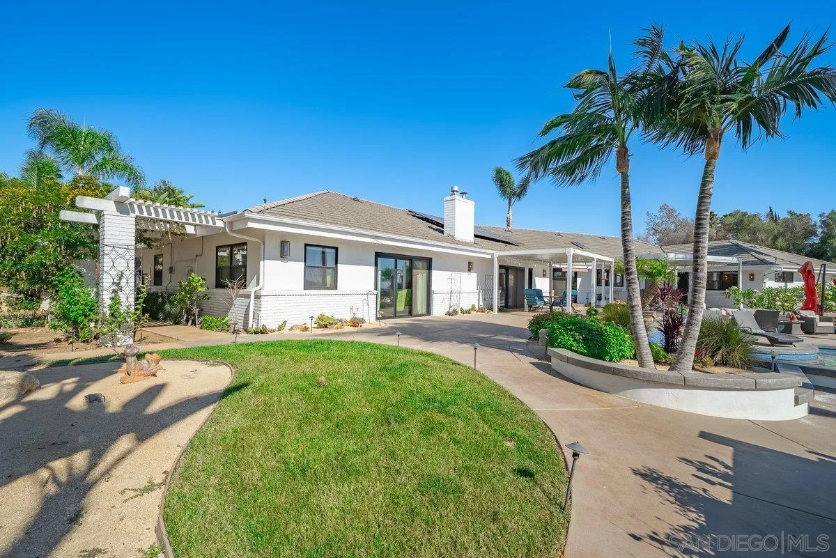 https://cdn.realtyfeed.com/cdn/127/260020649/0c039a940ebf5237c7b414351b6b739e.webp