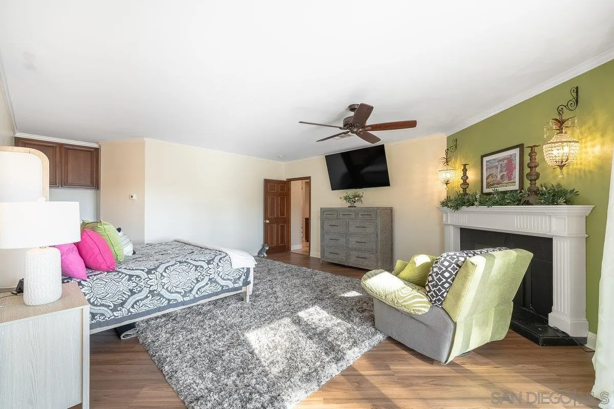 https://cdn.realtyfeed.com/cdn/127/260020649/6e11d91e472b4798b439f81d60f25c0a.webp