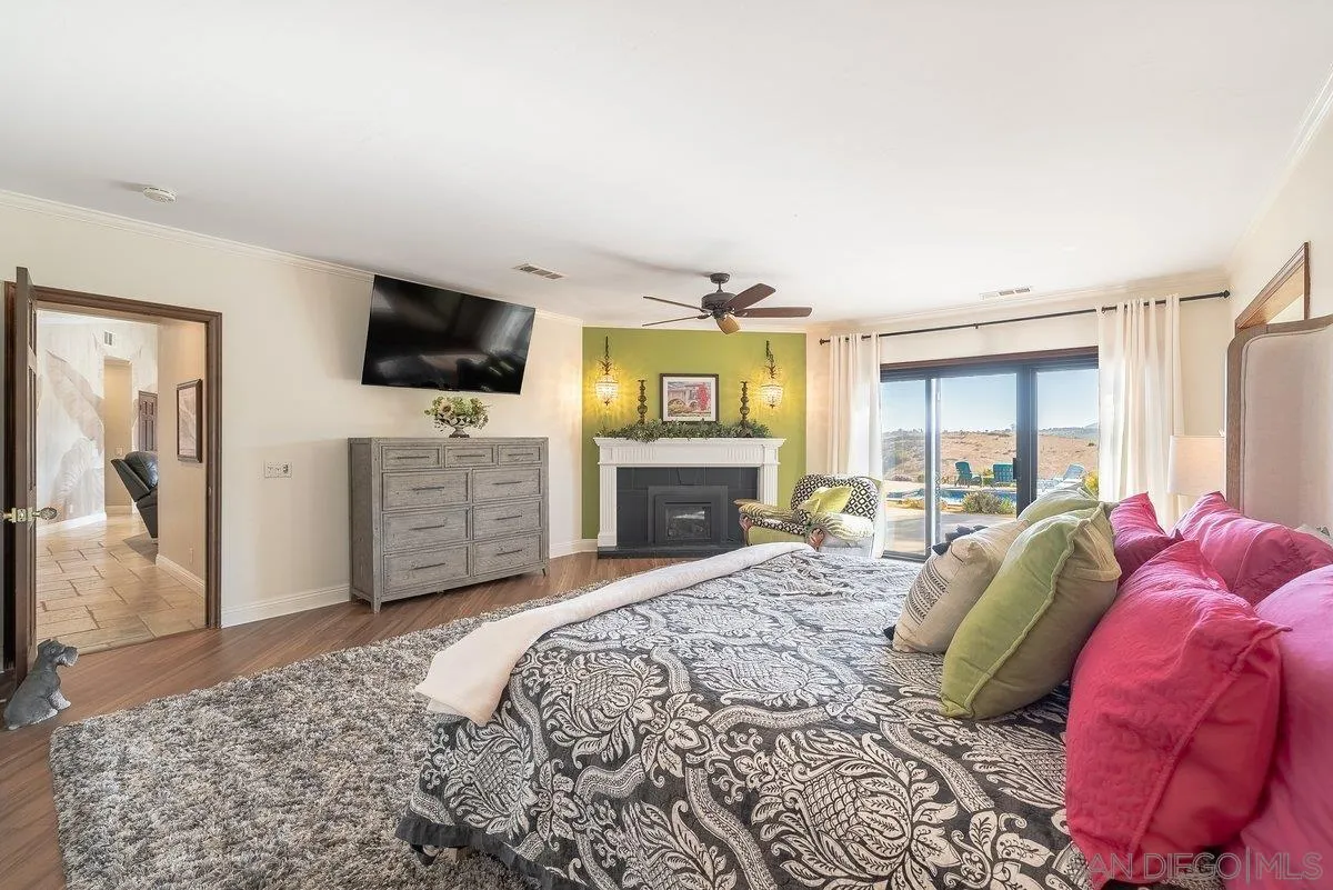 https://cdn.realtyfeed.com/cdn/127/260020649/772f977ed08376e3032af153e225623c.webp
