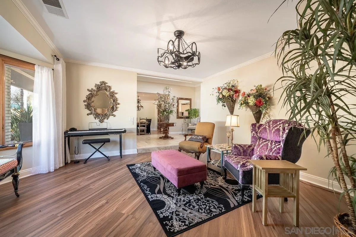 https://cdn.realtyfeed.com/cdn/127/260020649/935d5b4d5aa7a4d88cd2c3585d3a2212.webp