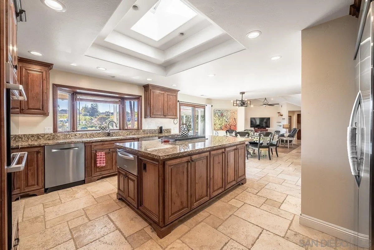 https://cdn.realtyfeed.com/cdn/127/260020649/b2a69f16c92bef61c9e7949635b41c37.webp
