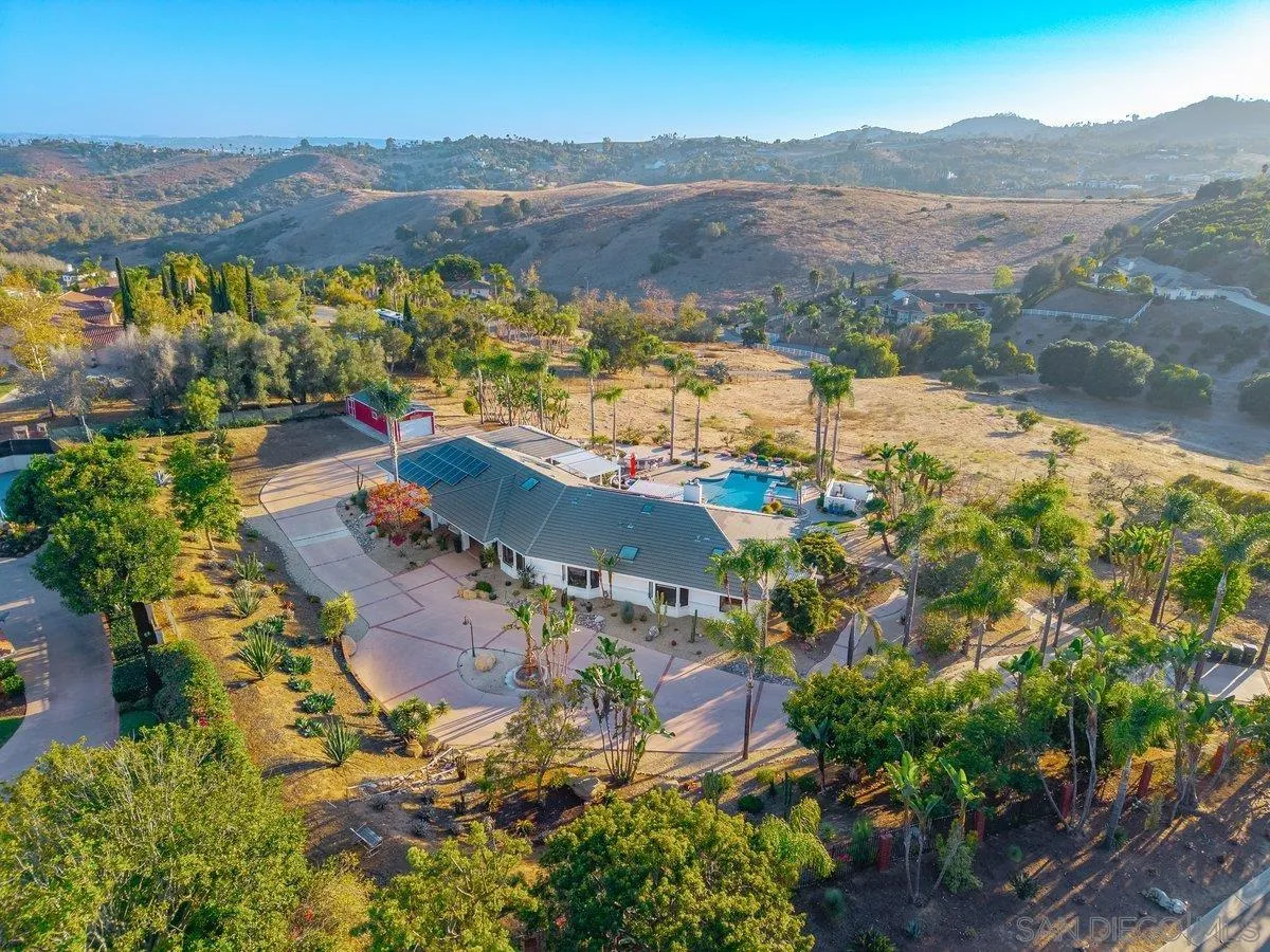 https://cdn.realtyfeed.com/cdn/127/260020649/c0f3a50bc1d278d6b608f25ed0da23d5.webp