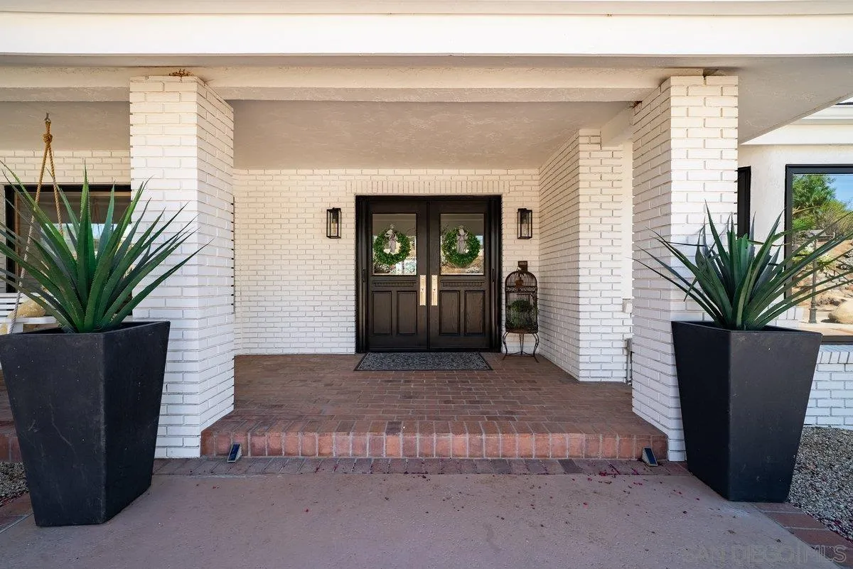 https://cdn.realtyfeed.com/cdn/127/260020649/f598c05d249c4edda04c639c5aa0b7ea.webp
