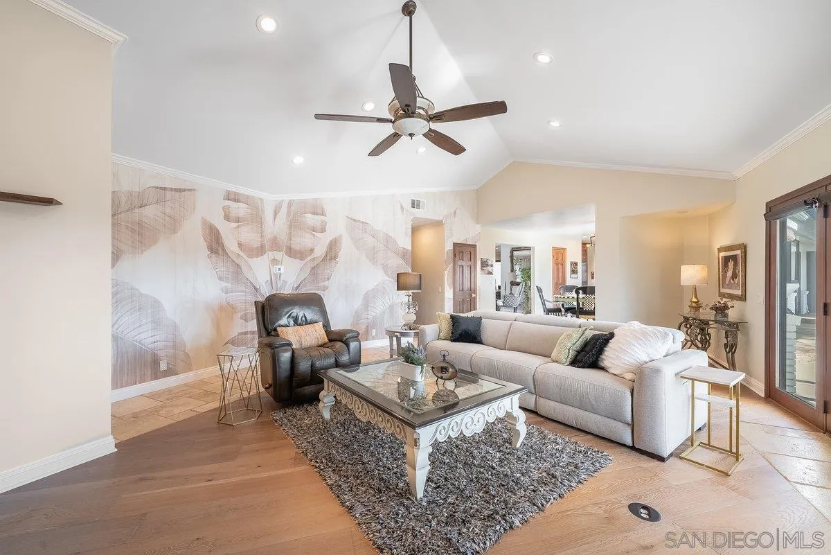 https://cdn.realtyfeed.com/cdn/127/260020649/f819cdff0dff9367950e03777d1269de.webp