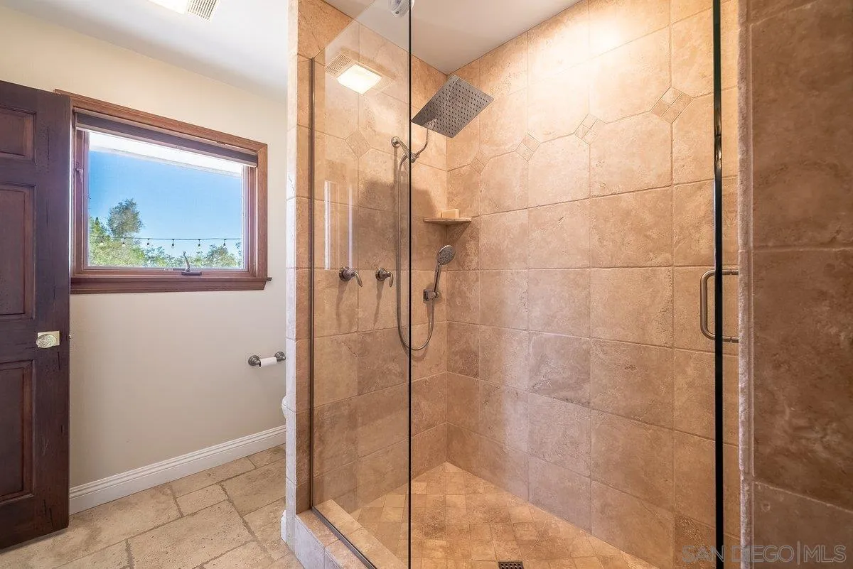 https://cdn.realtyfeed.com/cdn/127/260020649/f99da6eb6b4c6a07887489b67b7142cb.webp
