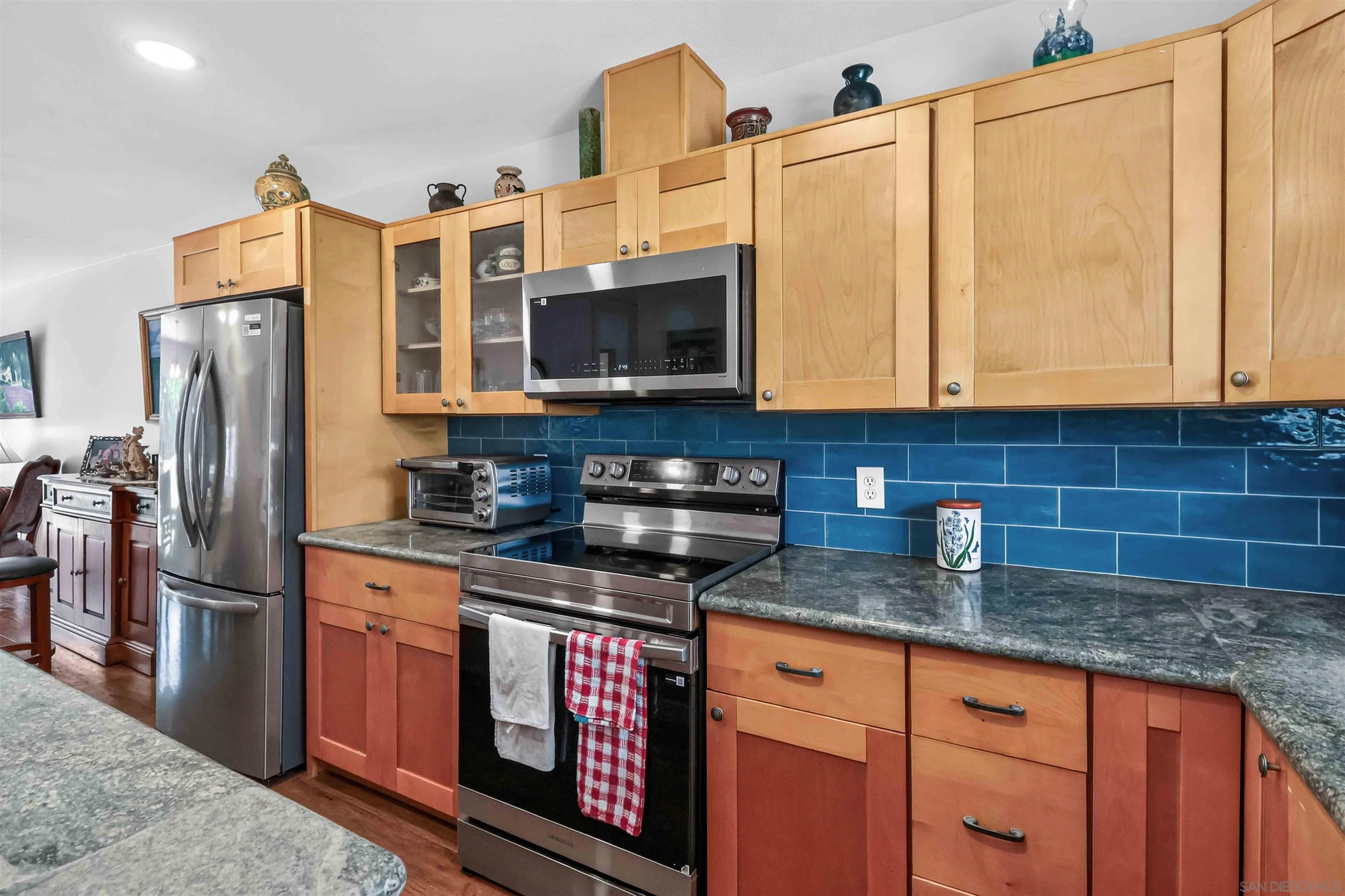Photo #10: 260020651 Listing: Photo #10