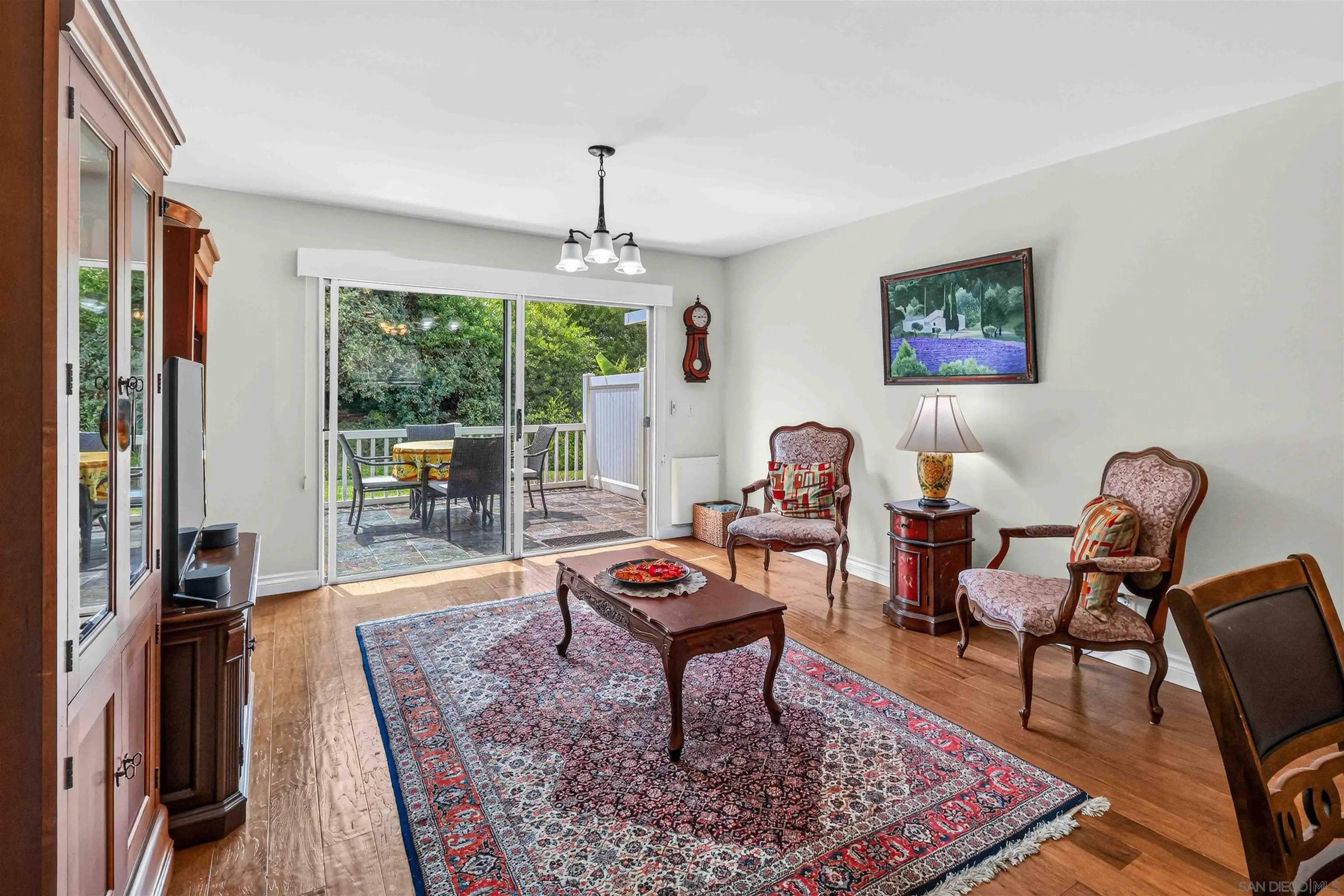 Photo #7: 260020651 Listing: Photo #7