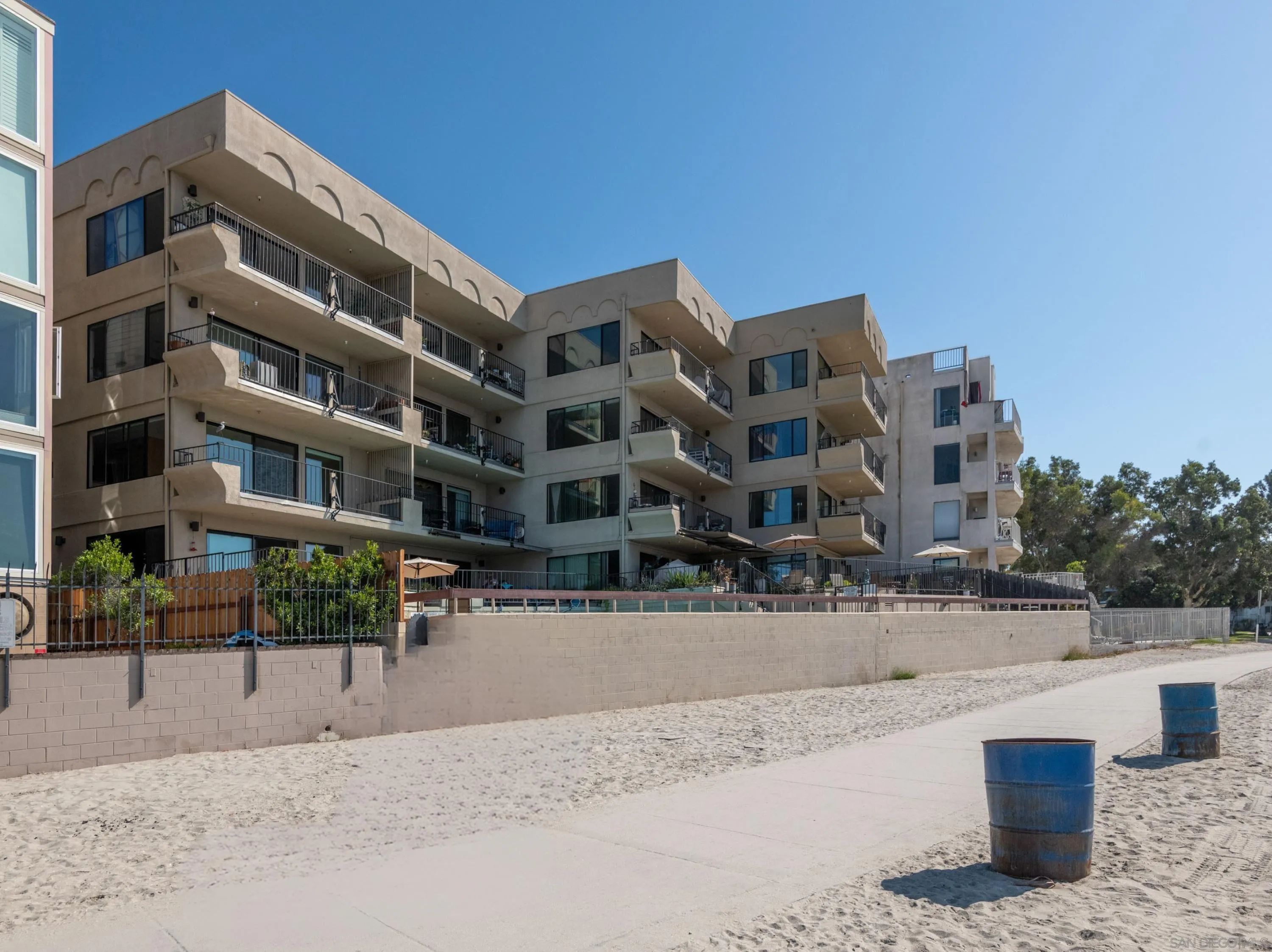 https://cdn.realtyfeed.com/cdn/127/260020652/fe93b2e2a78a755f4258defdd5e3800b.webp