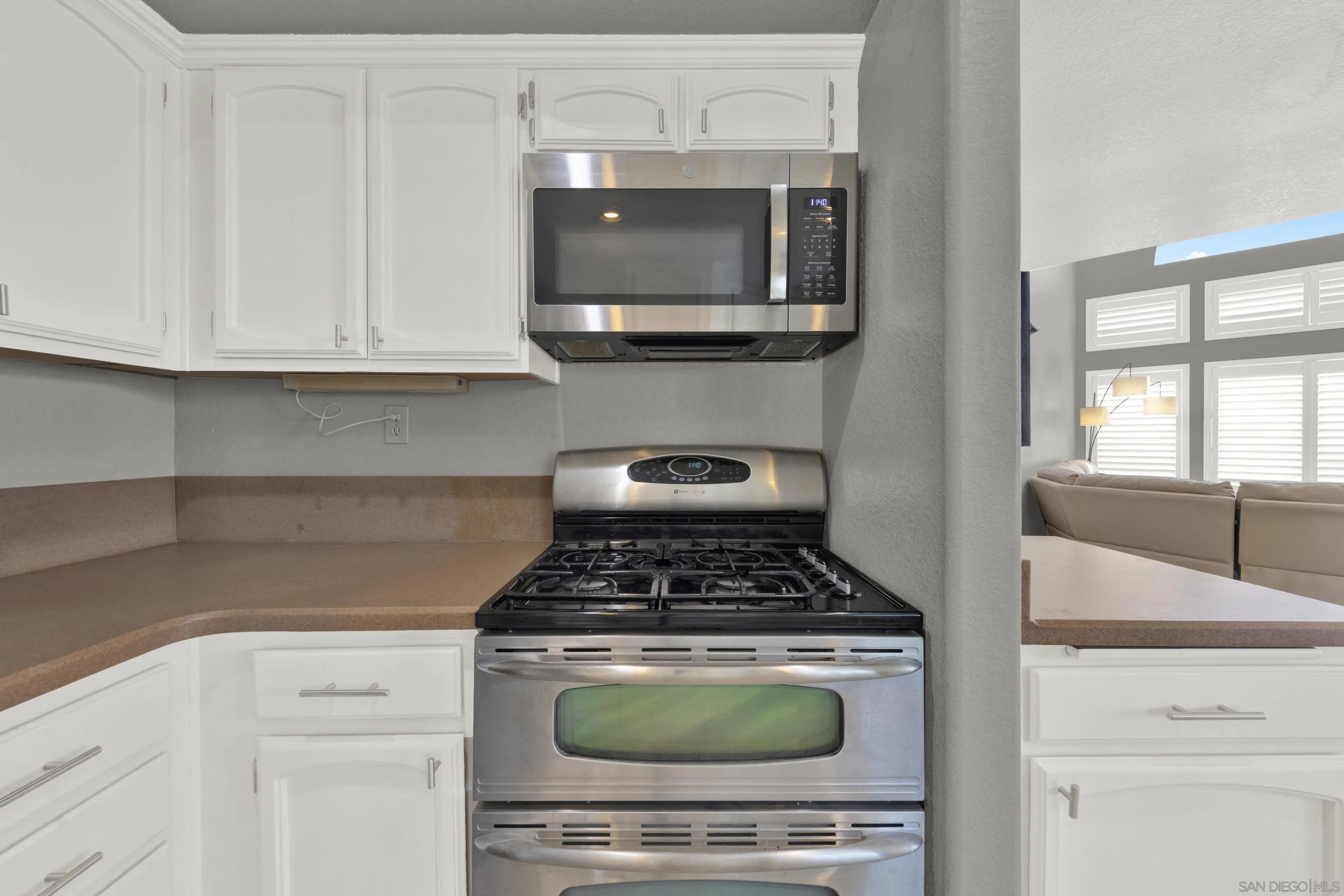 https://cdn.realtyfeed.com/cdn/127/260020656/517fd7e441fe1d04d91bc573c69bc251.webp