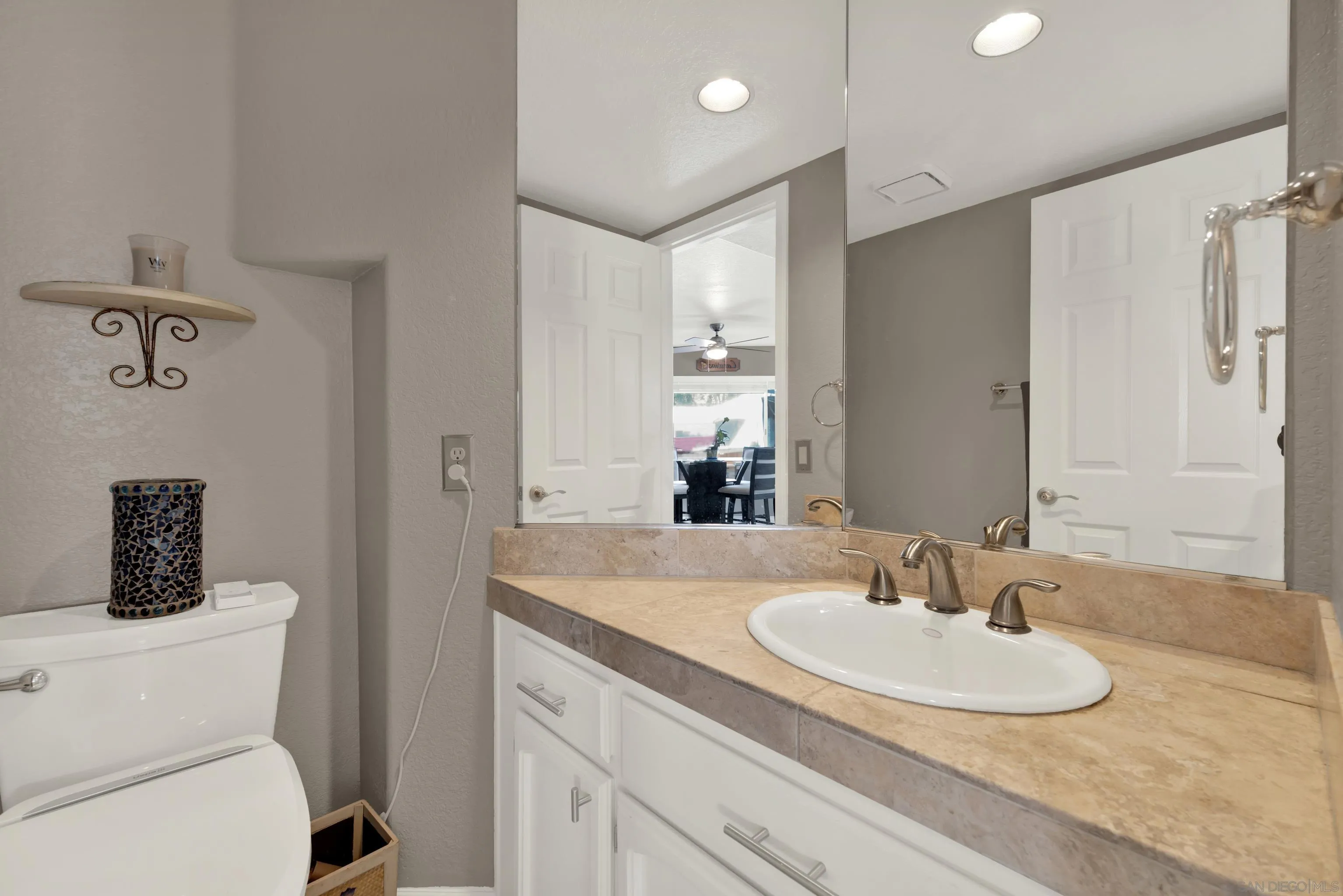 https://cdn.realtyfeed.com/cdn/127/260020656/5d47cada6066e05cd551e97b26b3d086.webp