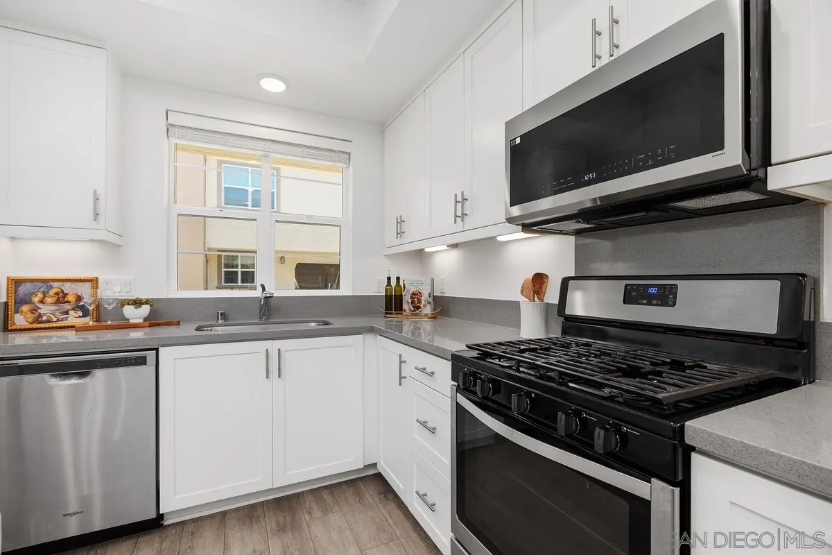 Photo #9: 260020658 Listing: Photo #9