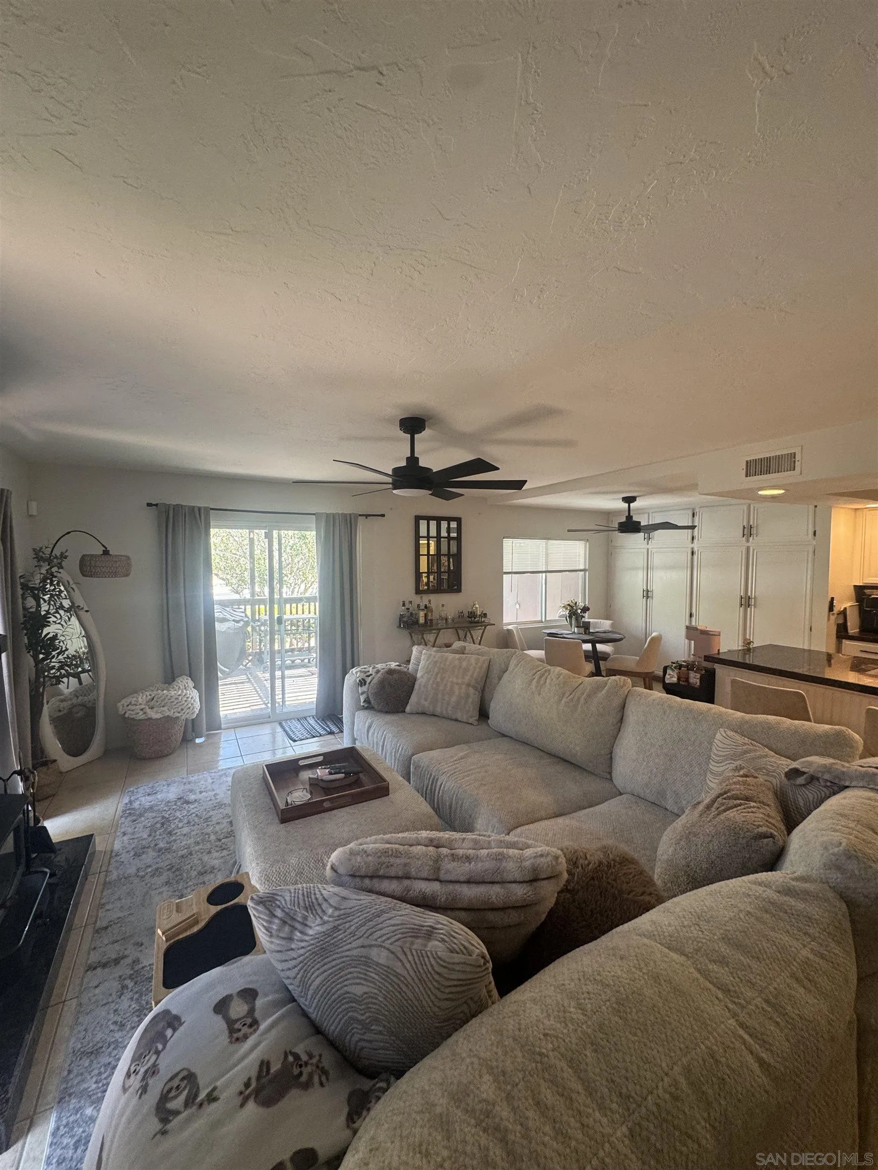 23974 Green Haven Lane, Ramona, CA 92065 - Photo 4 of 16, Ramona, CA