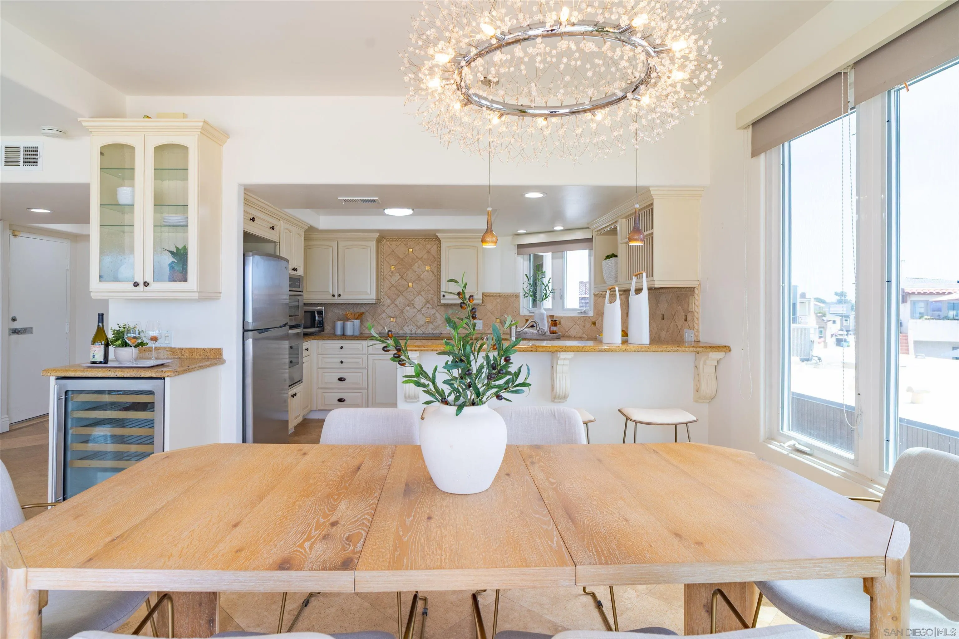 Photo #12: 260020660 Listing: Photo #12