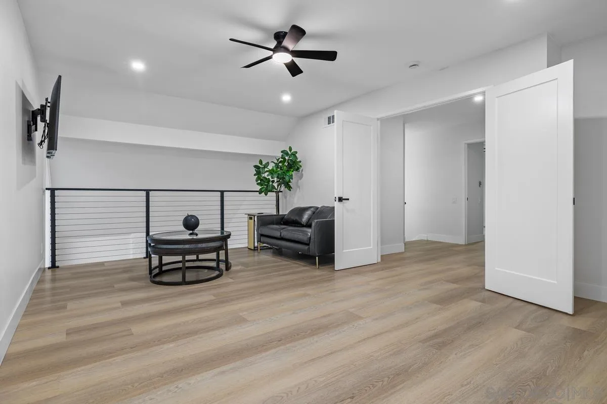 https://cdn.realtyfeed.com/cdn/127/260020661/0f6ae9bc52db1fb047960d5294ffae76.webp