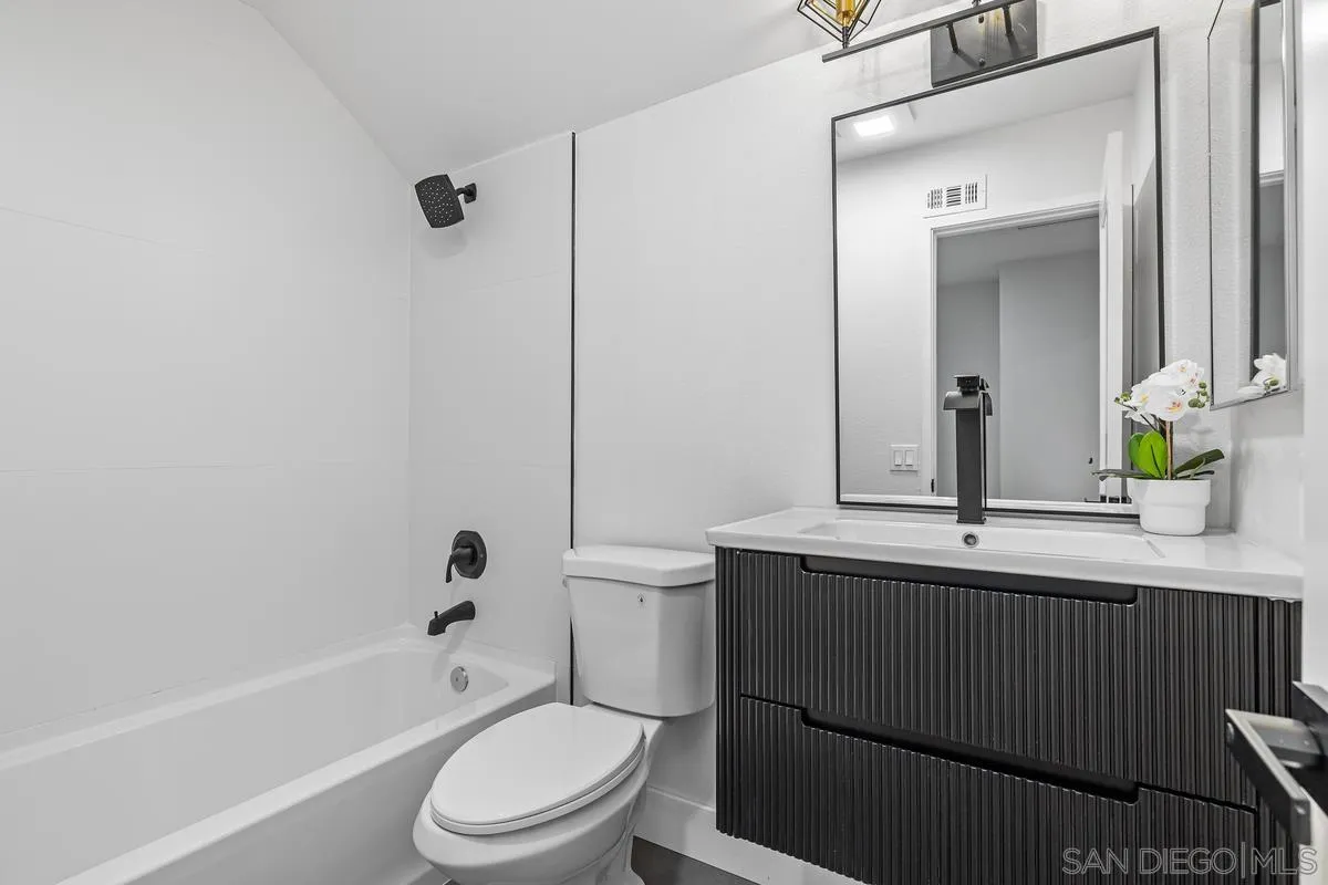 https://cdn.realtyfeed.com/cdn/127/260020661/4f7a72f49a76ce823ca05f0ed996821e.webp