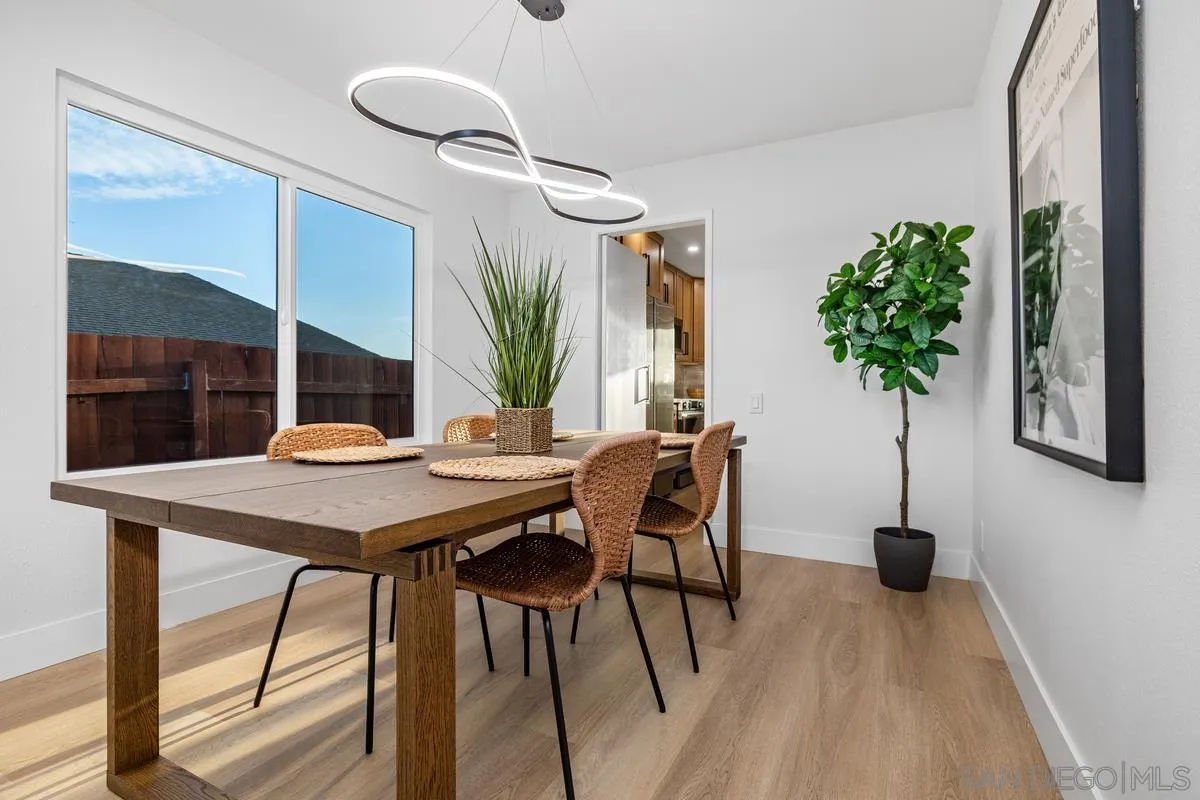 https://cdn.realtyfeed.com/cdn/127/260020661/c131bda17dbcd8bfc4472f4ca86f13b7.webp