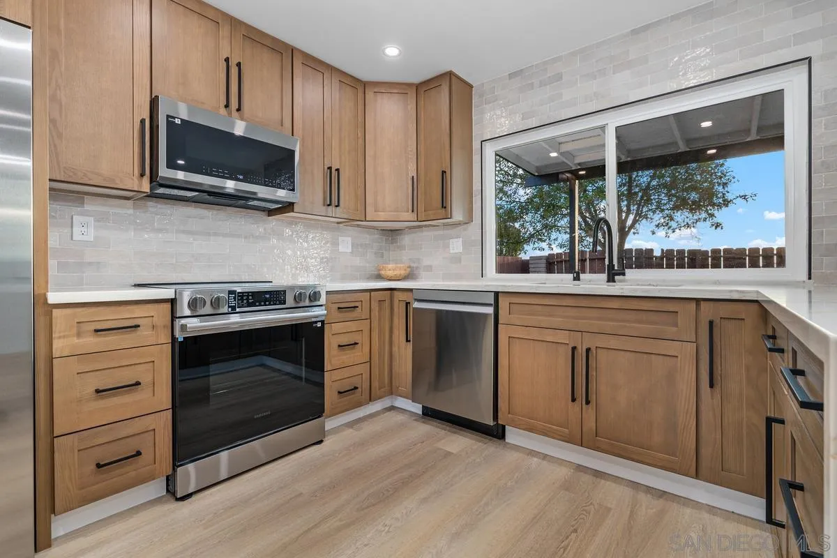 https://cdn.realtyfeed.com/cdn/127/260020661/e4a206cc084f0913c6eaa1062c573a0c.webp