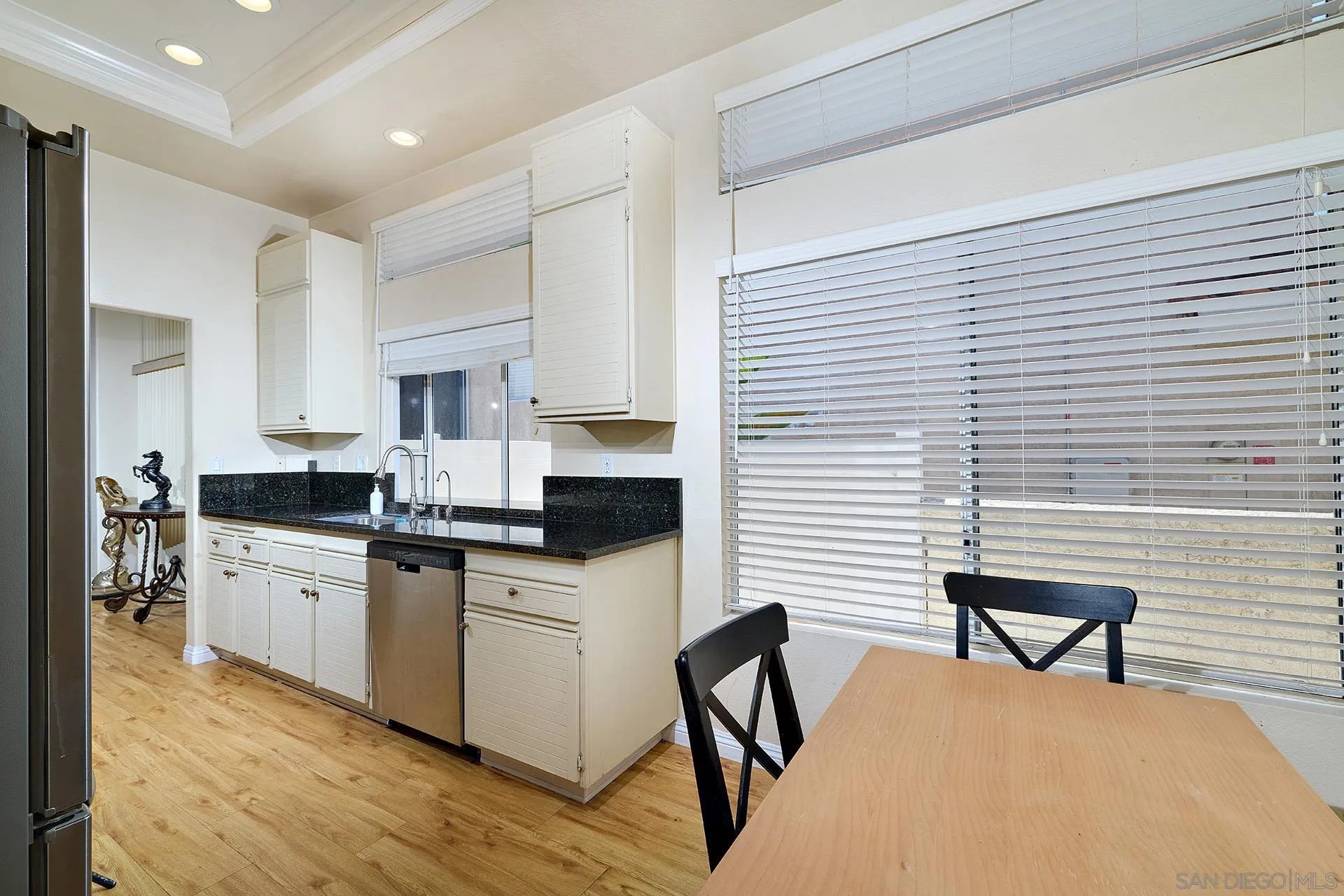 https://cdn.realtyfeed.com/cdn/127/260020667/752ab3c8f82037caf31ec1b66a294bf1.webp