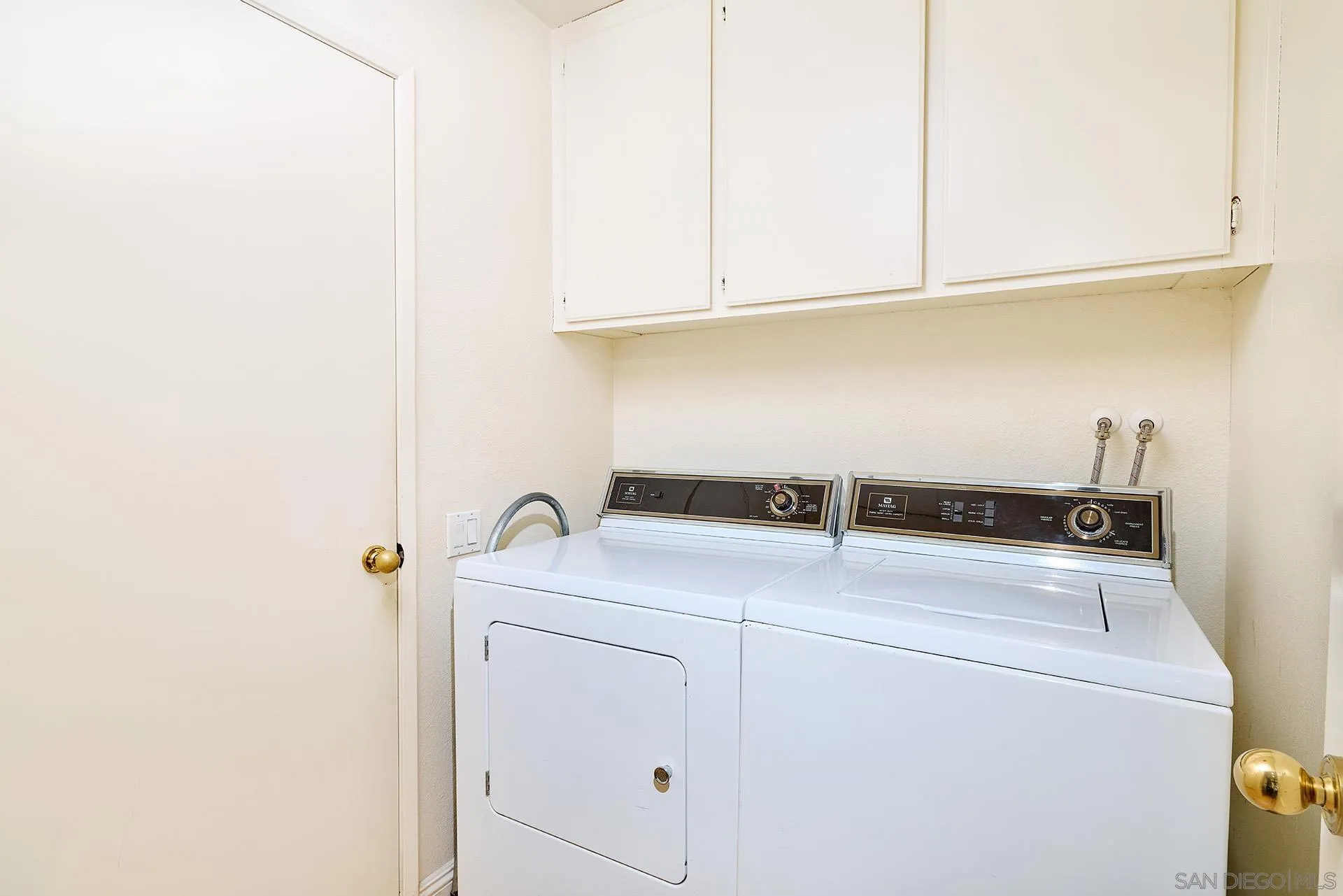 https://cdn.realtyfeed.com/cdn/127/260020667/e99c86f3f407cb5a027e8a91aa8c7783.webp