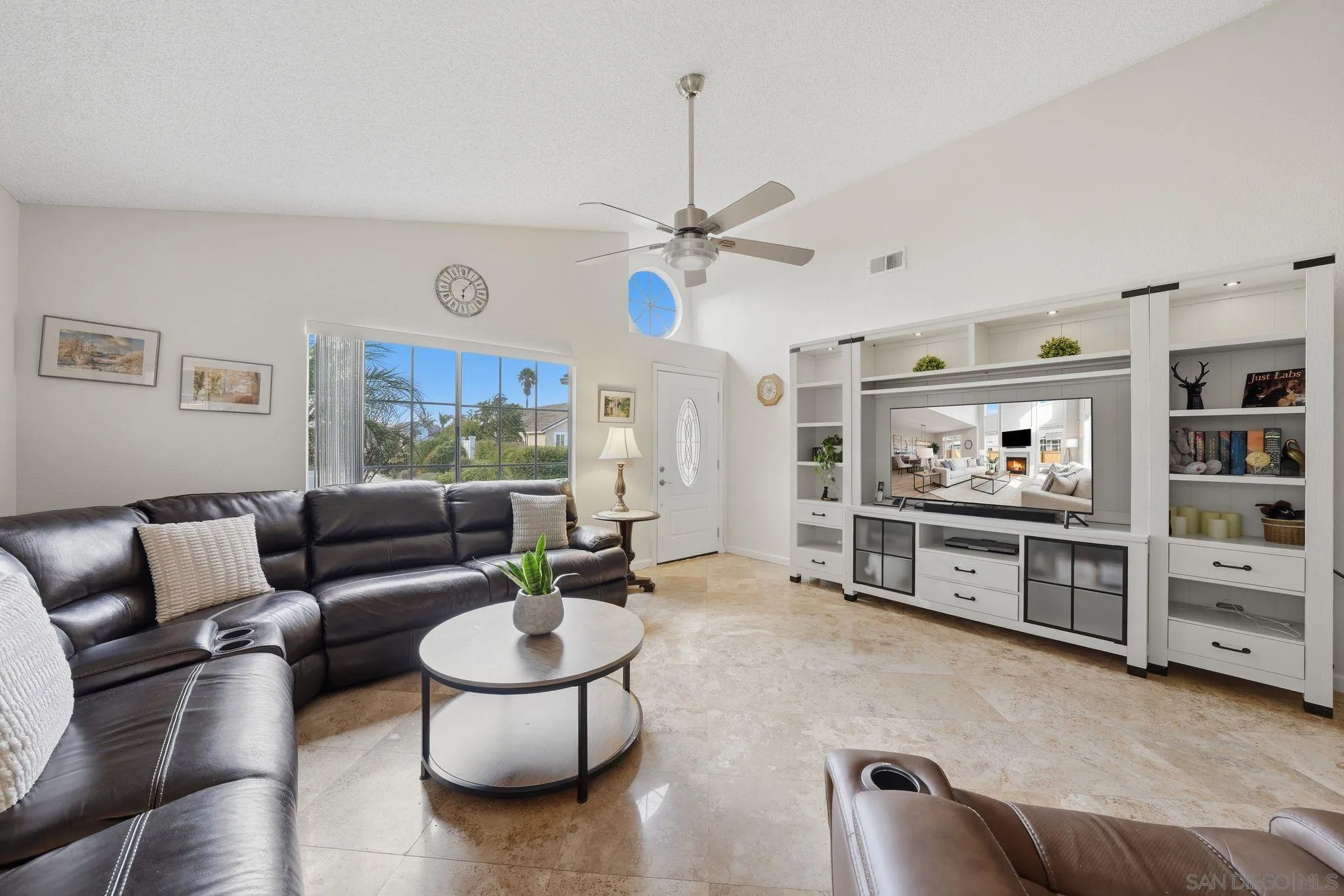 https://cdn.realtyfeed.com/cdn/127/260020669/a0fe2eff82333954679f0a906bb3bbbd.webp