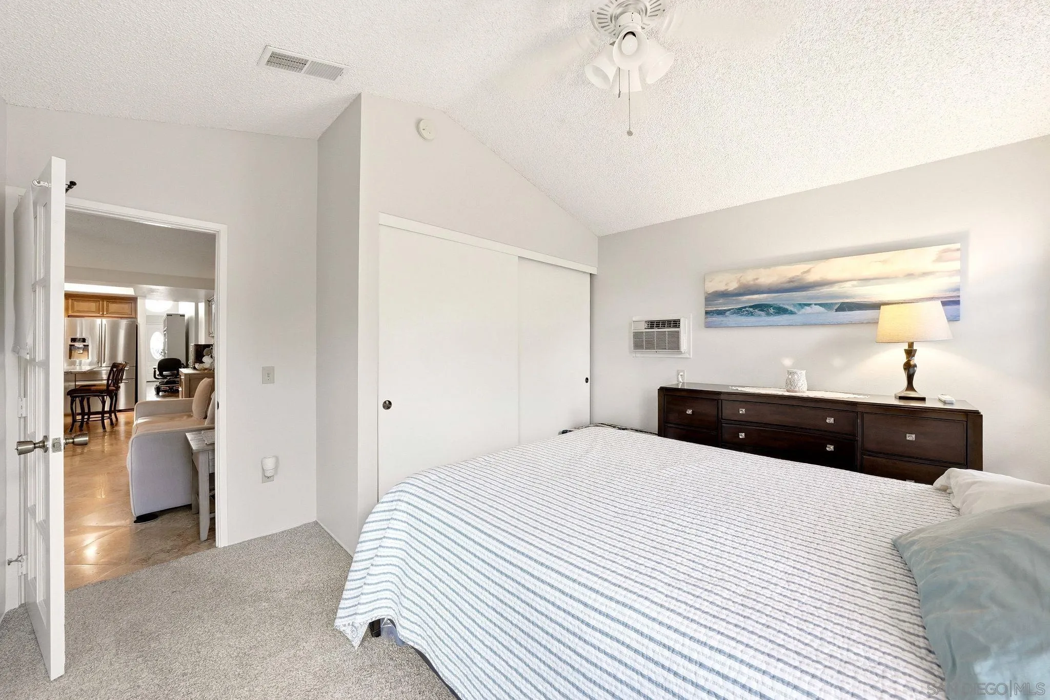https://cdn.realtyfeed.com/cdn/127/260020669/abd4fc5586ad7e9a55d14a2dc248bac6.webp