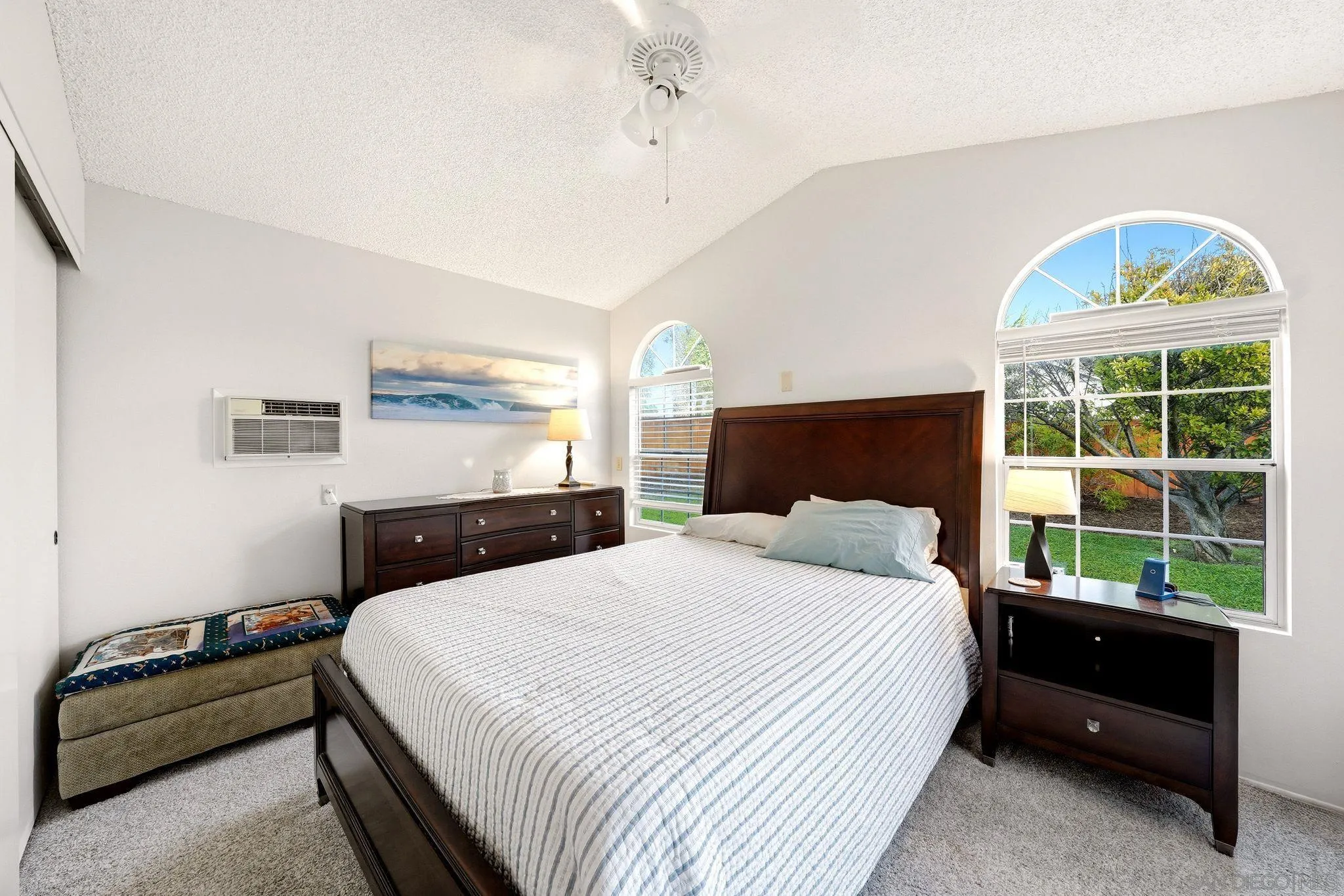 https://cdn.realtyfeed.com/cdn/127/260020669/b558c7cb118310ec6d621411fca170ab.webp