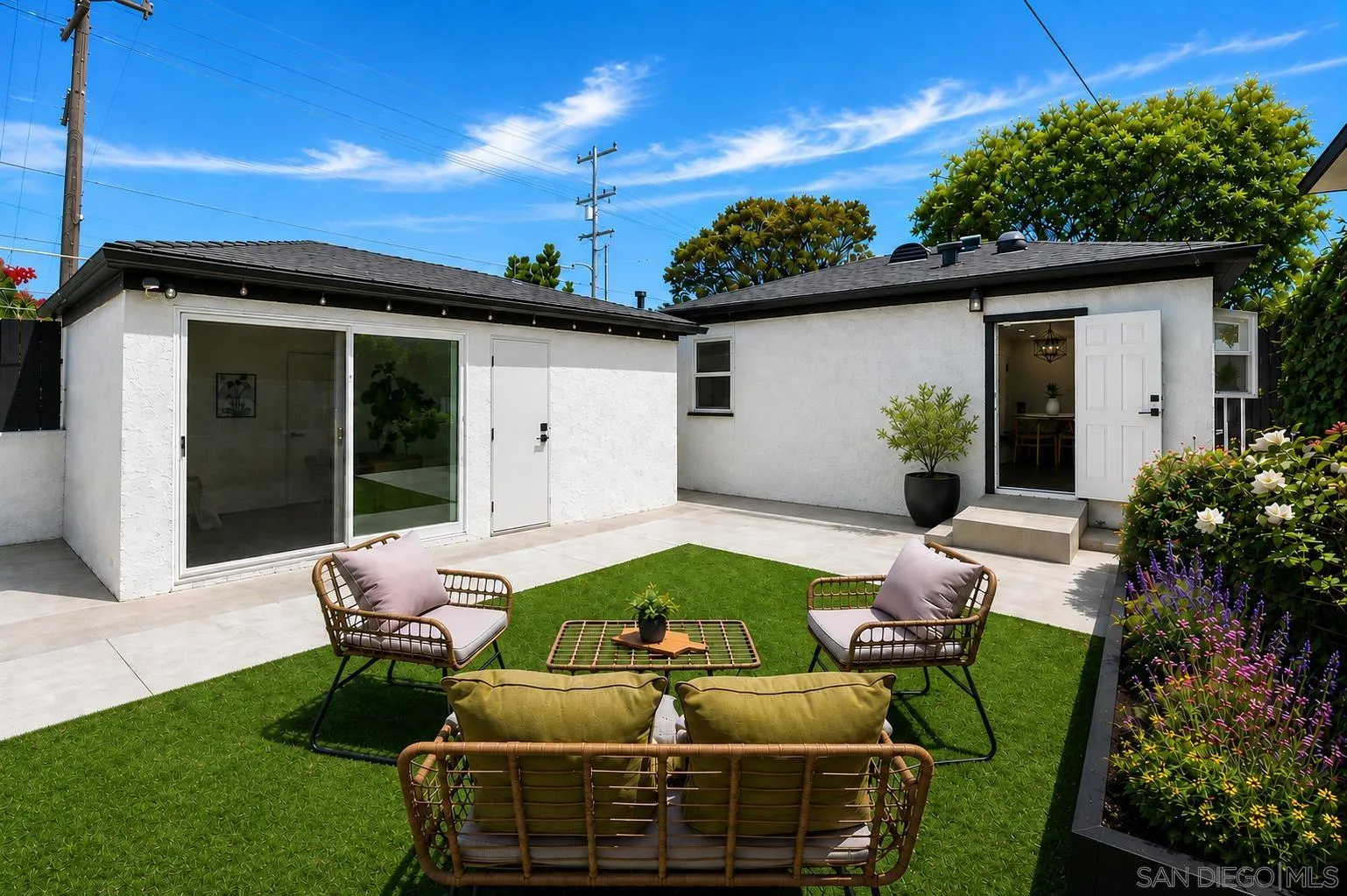 https://cdn.realtyfeed.com/cdn/127/260020670/f7b9fbf18d55b6b5151d6db28e9e8386.webp