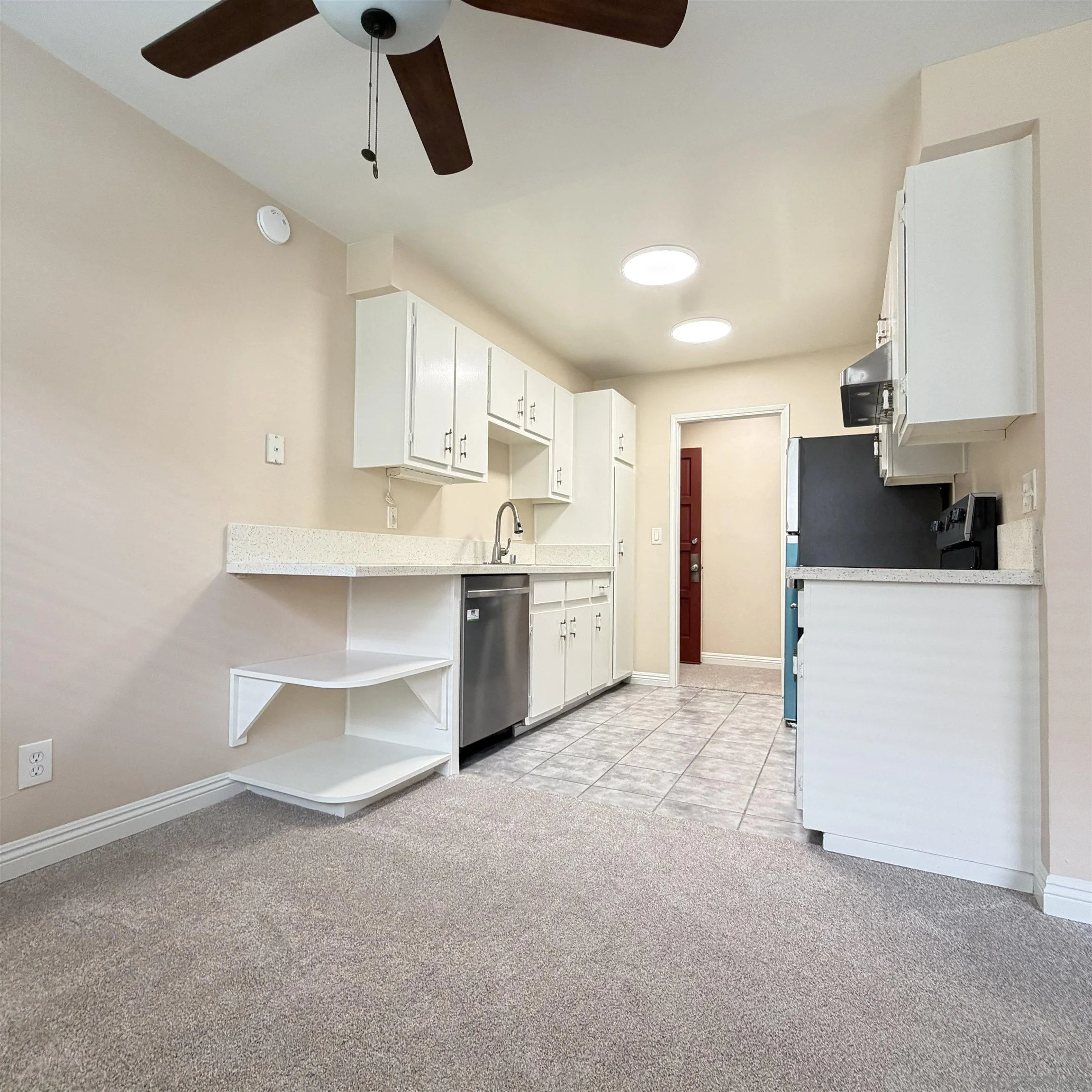 Photo #7: 260020671 Listing: Photo #7